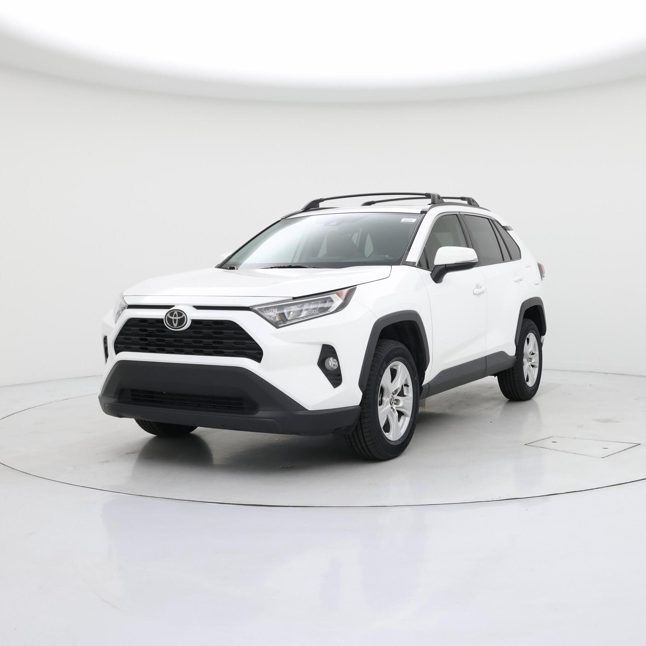 Thumbnail: 2021 Toyota RAV4 - 4