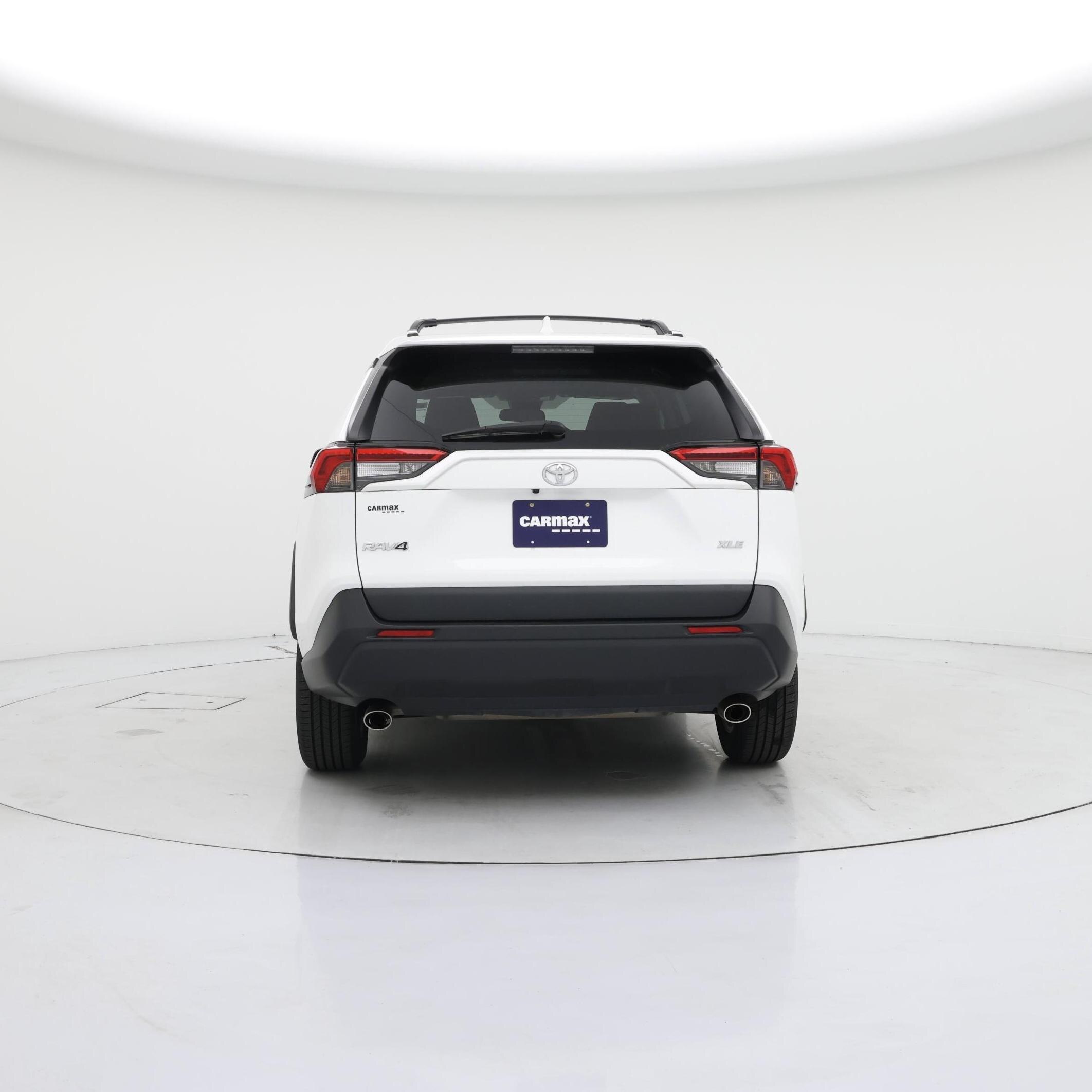 Thumbnail: 2021 Toyota RAV4 - 6