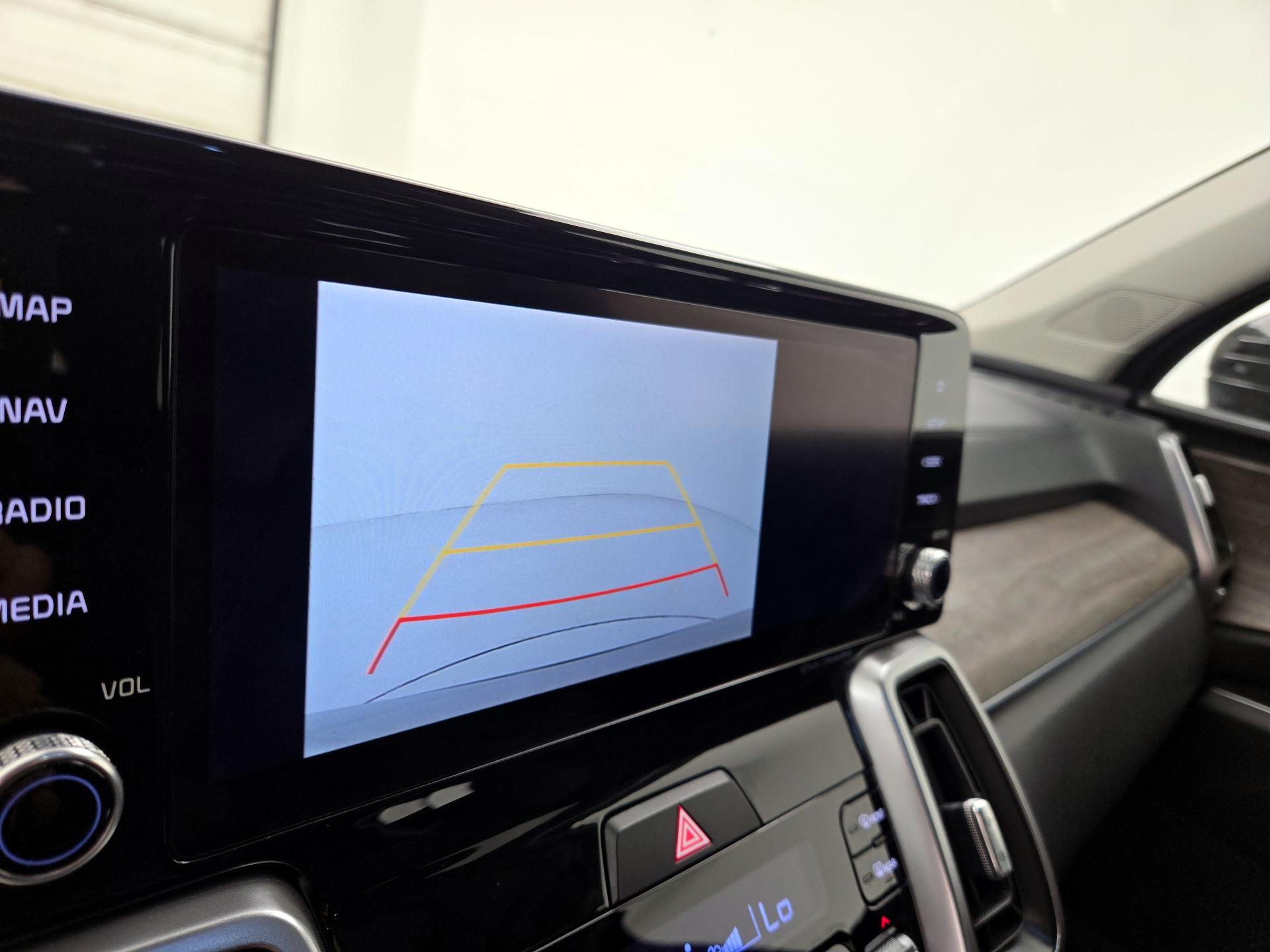 Thumbnail: 2022 Kia Sorento - 15