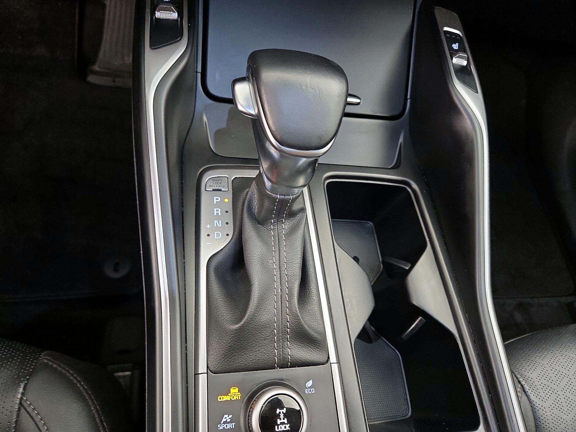 Thumbnail: 2022 Kia Sorento - 18