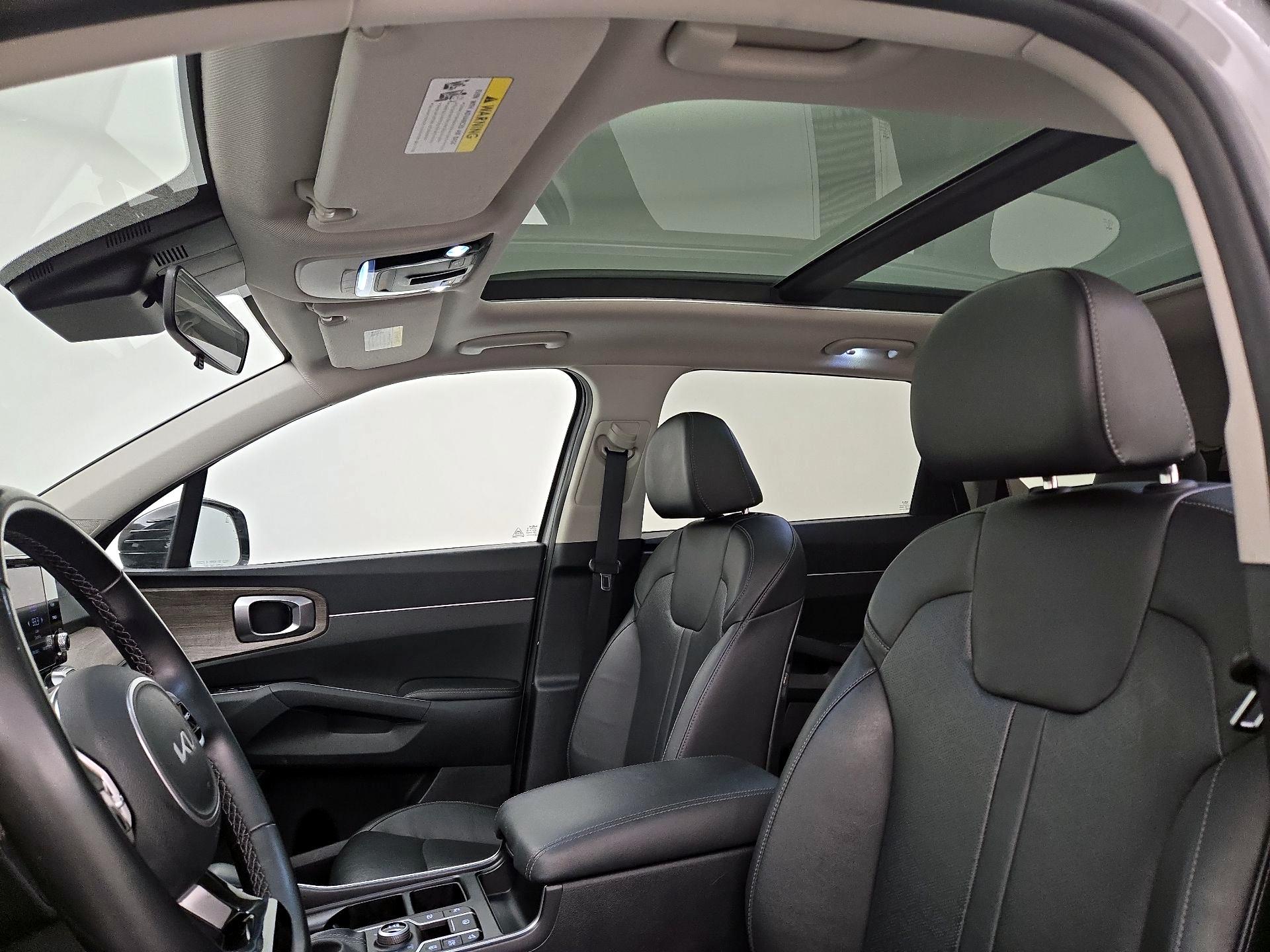 Thumbnail: 2022 Kia Sorento - 20