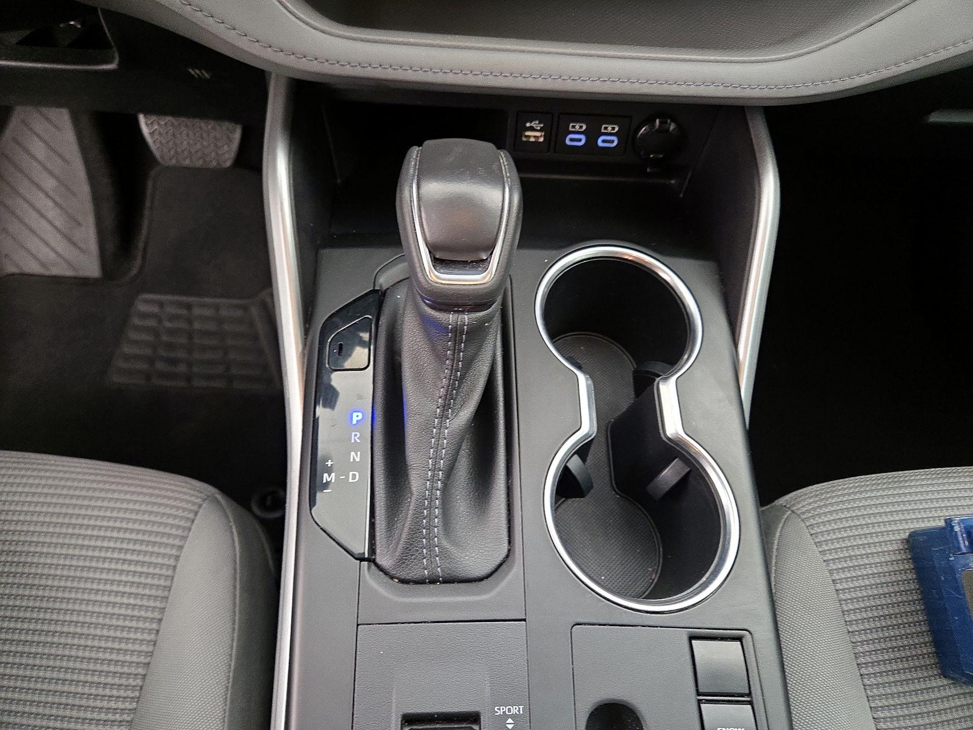 Thumbnail: 2023 Toyota Highlander - 17