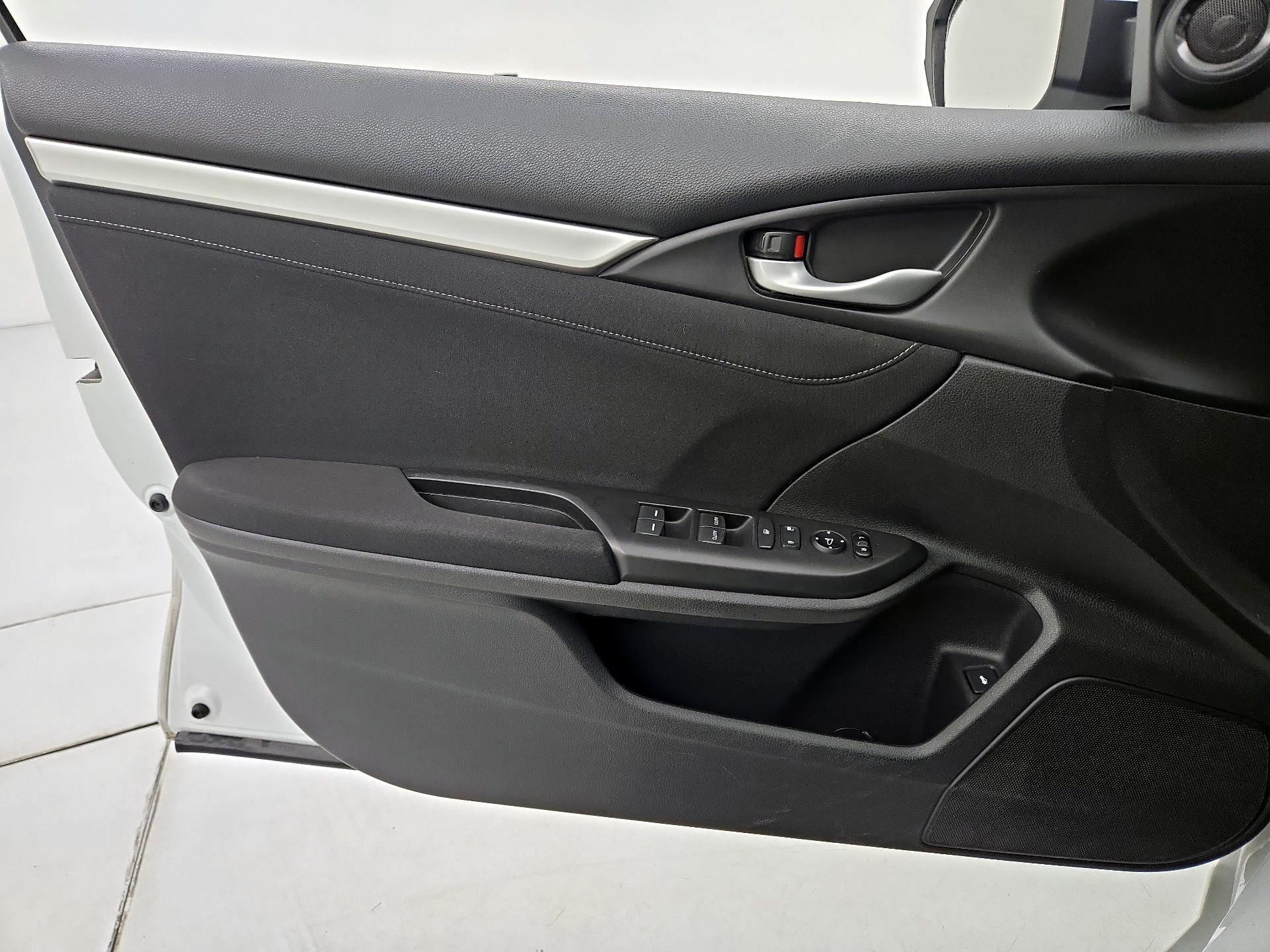 Thumbnail: 2019 Honda Civic - 12