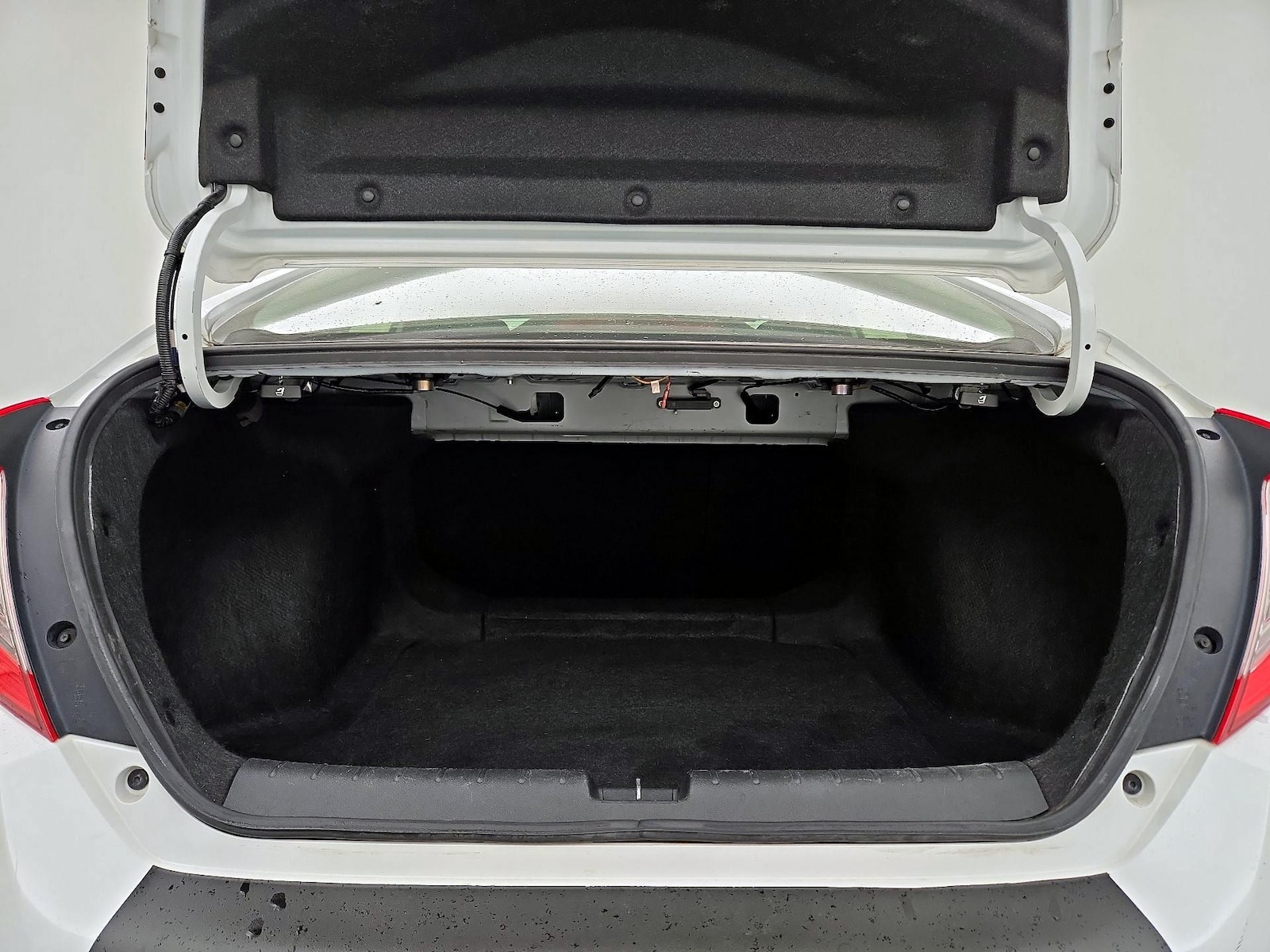 2019 Honda Civic EX - Photo 22