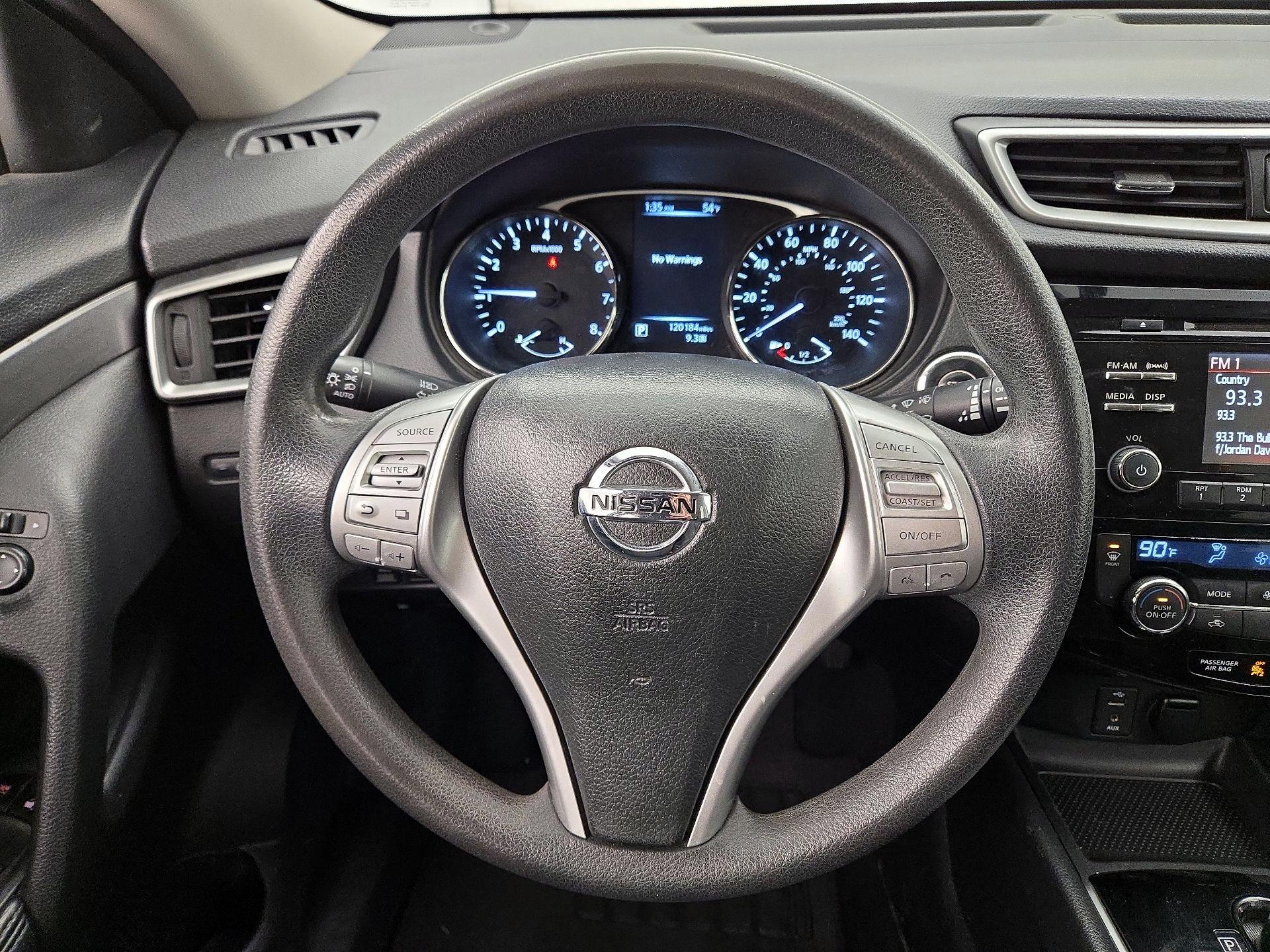 Thumbnail: 2015 Nissan Rogue - 10