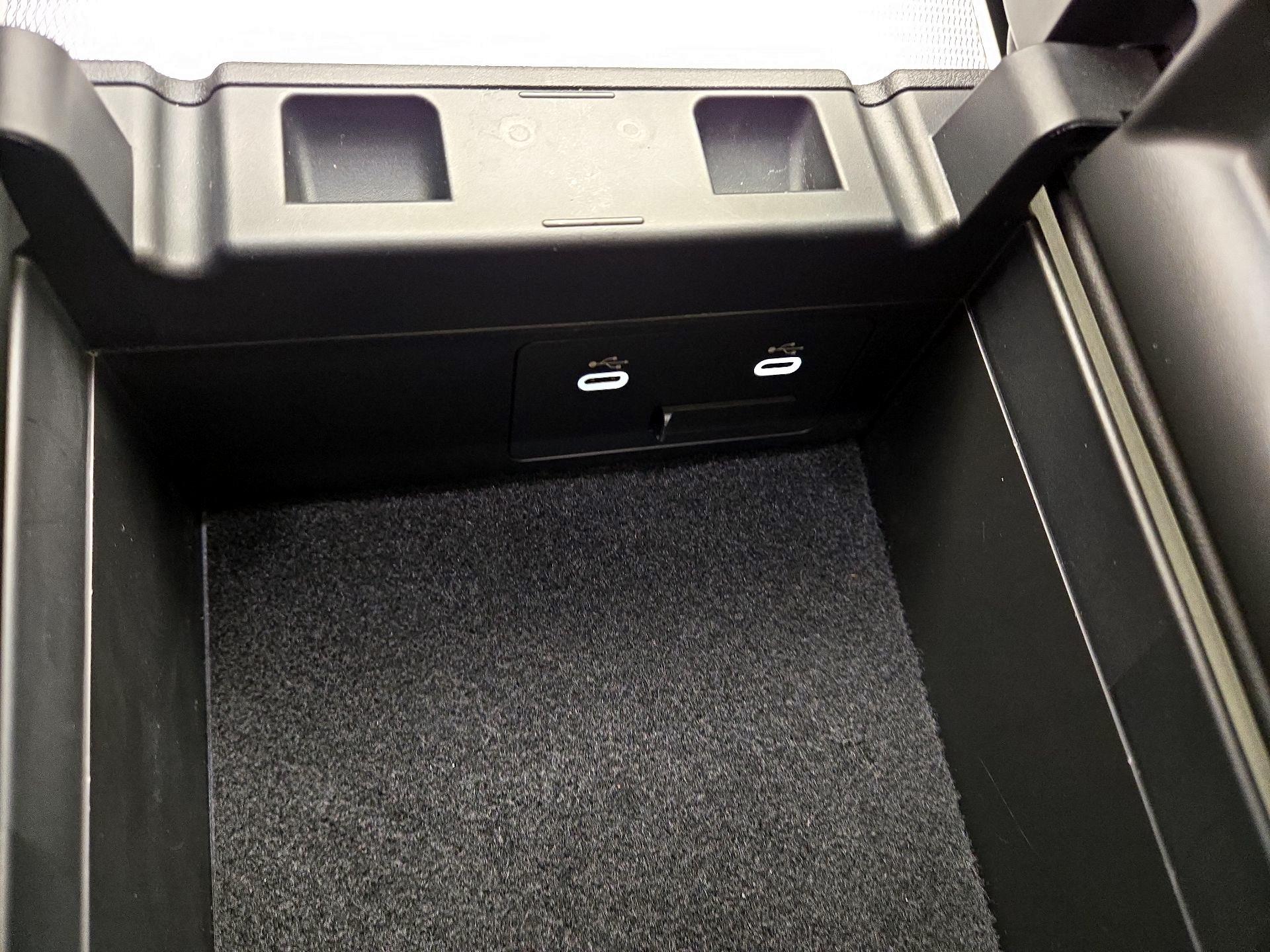 Thumbnail: 2024 Mazda CX-90 - 18