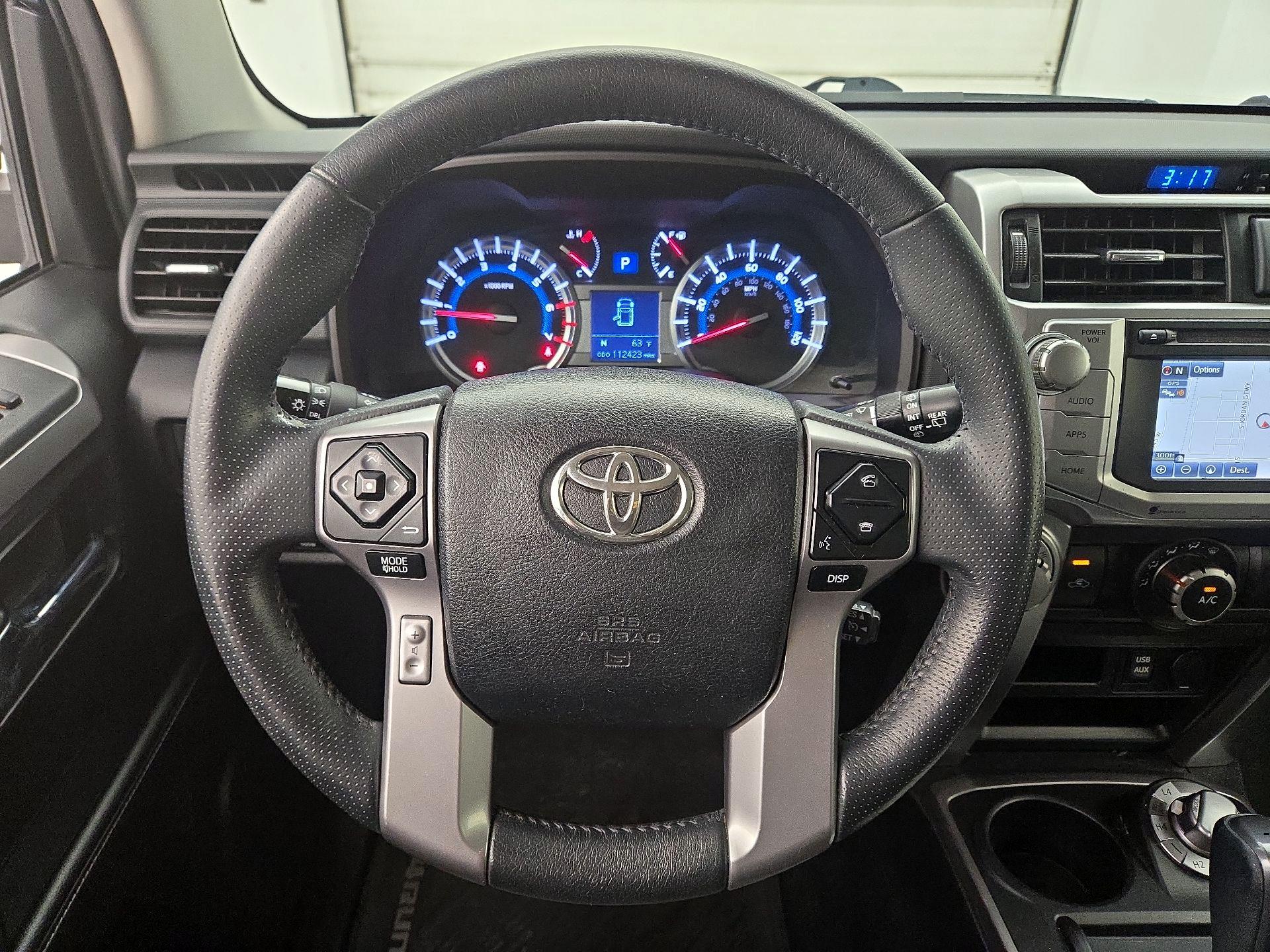 Thumbnail: 2016 Toyota 4Runner - 10