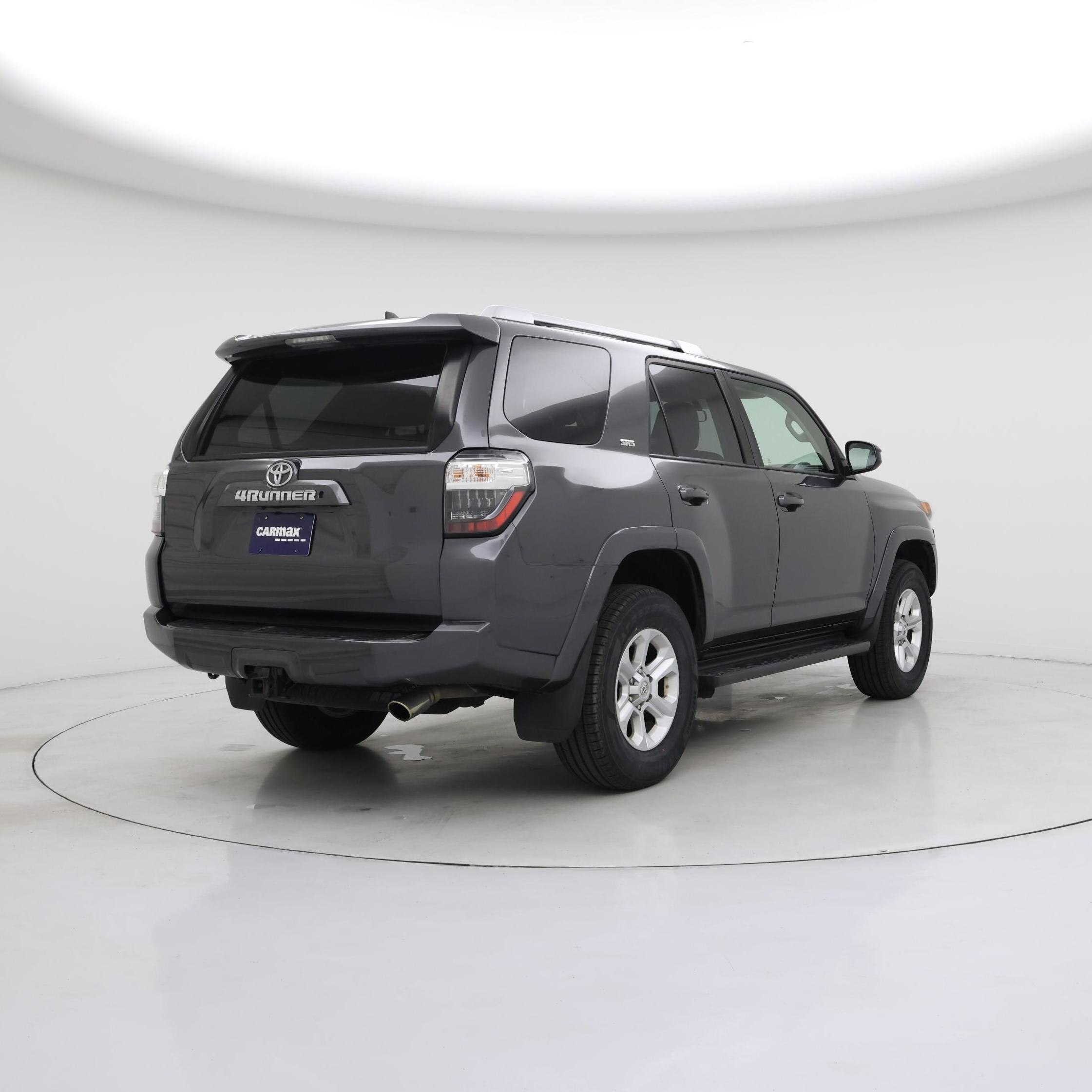 Thumbnail: 2016 Toyota 4Runner - 8