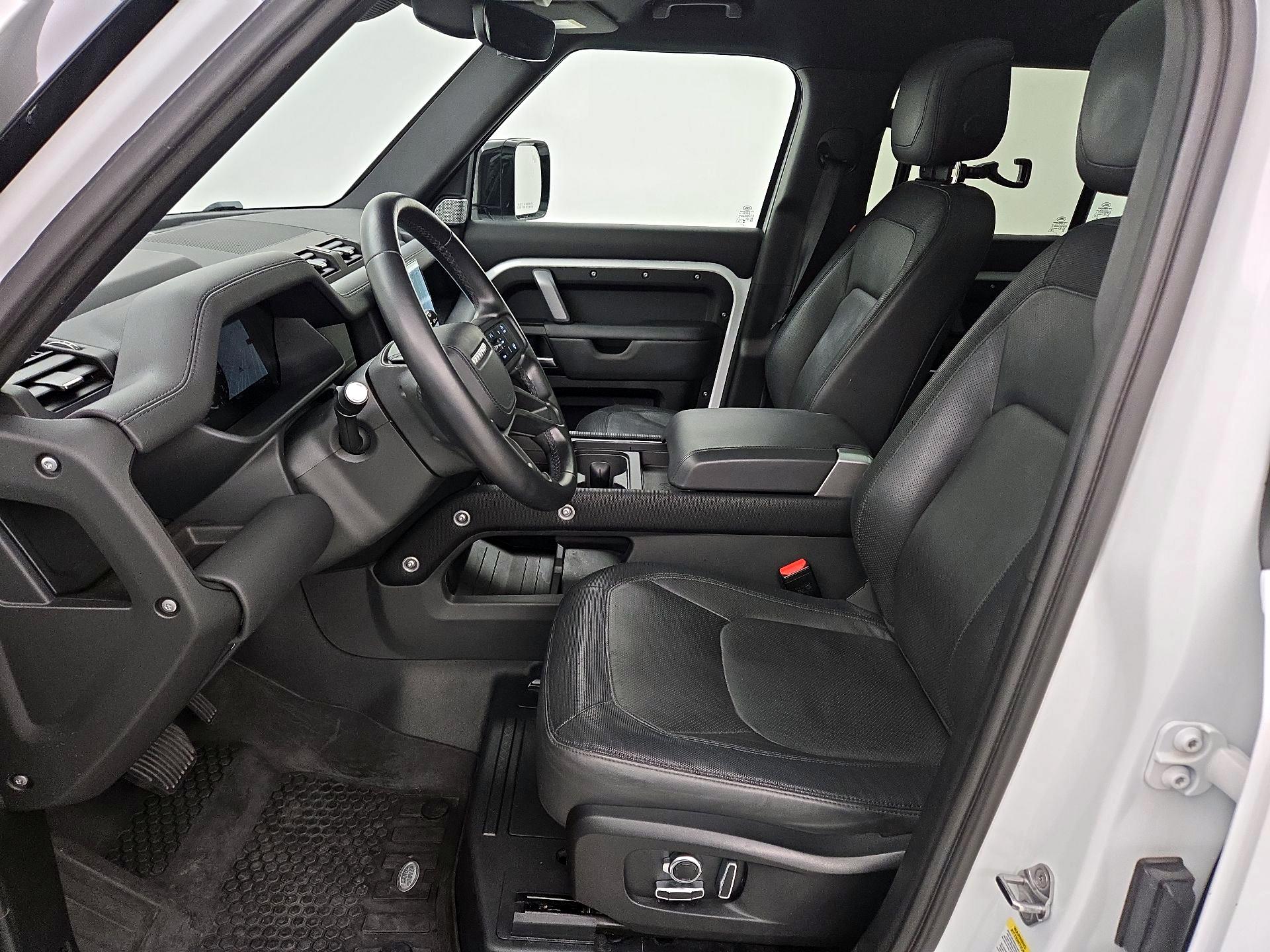 Thumbnail: 2024 Land Rover Defender - 11