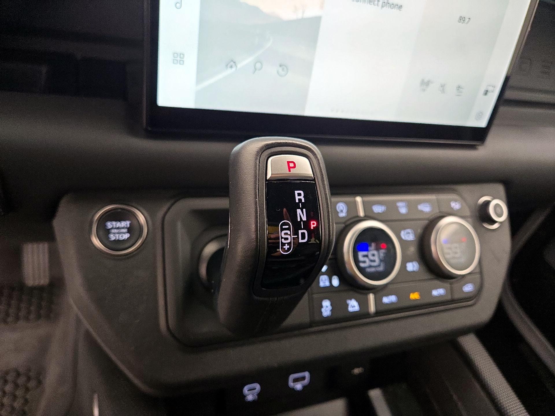 Thumbnail: 2024 Land Rover Defender - 18