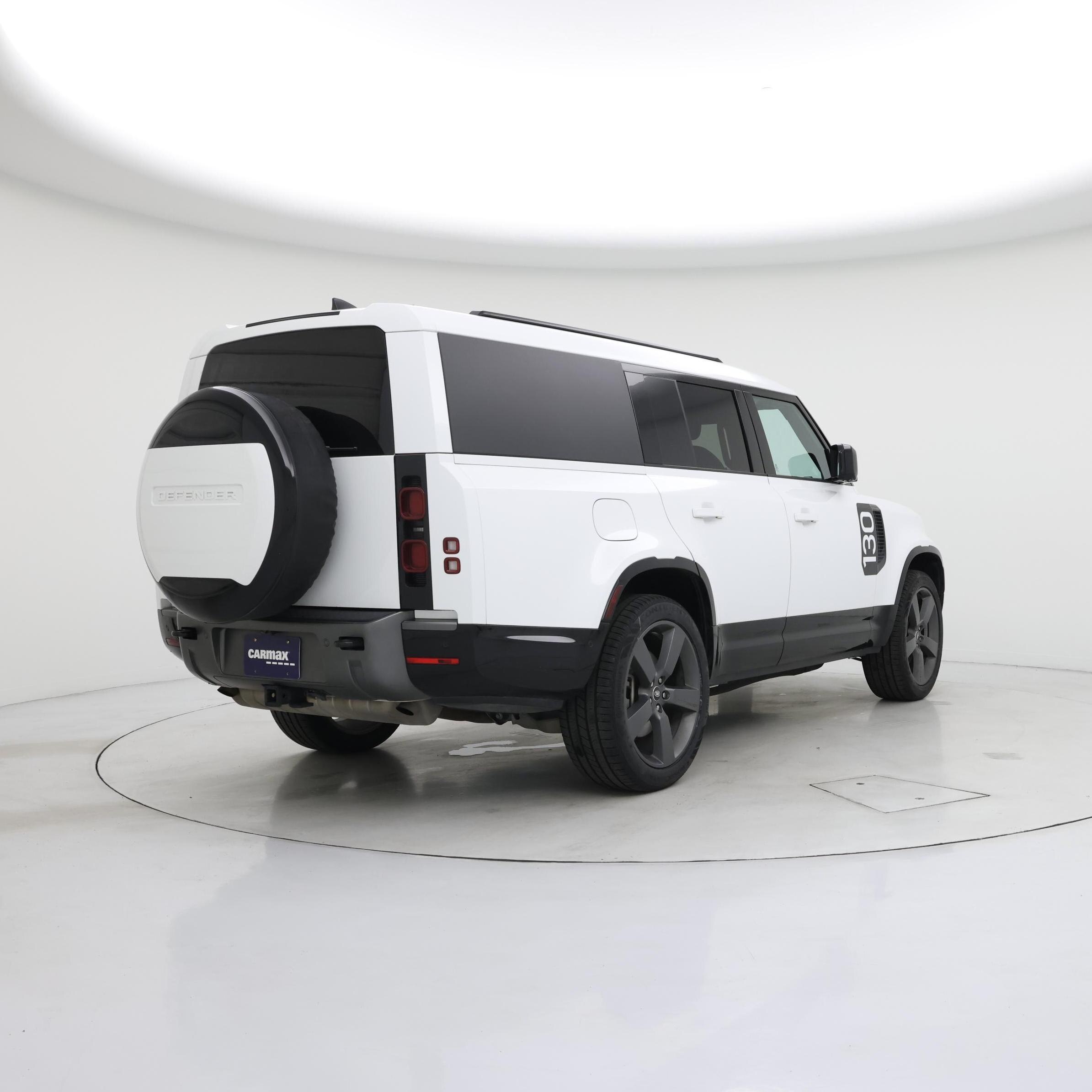 Thumbnail: 2024 Land Rover Defender - 8