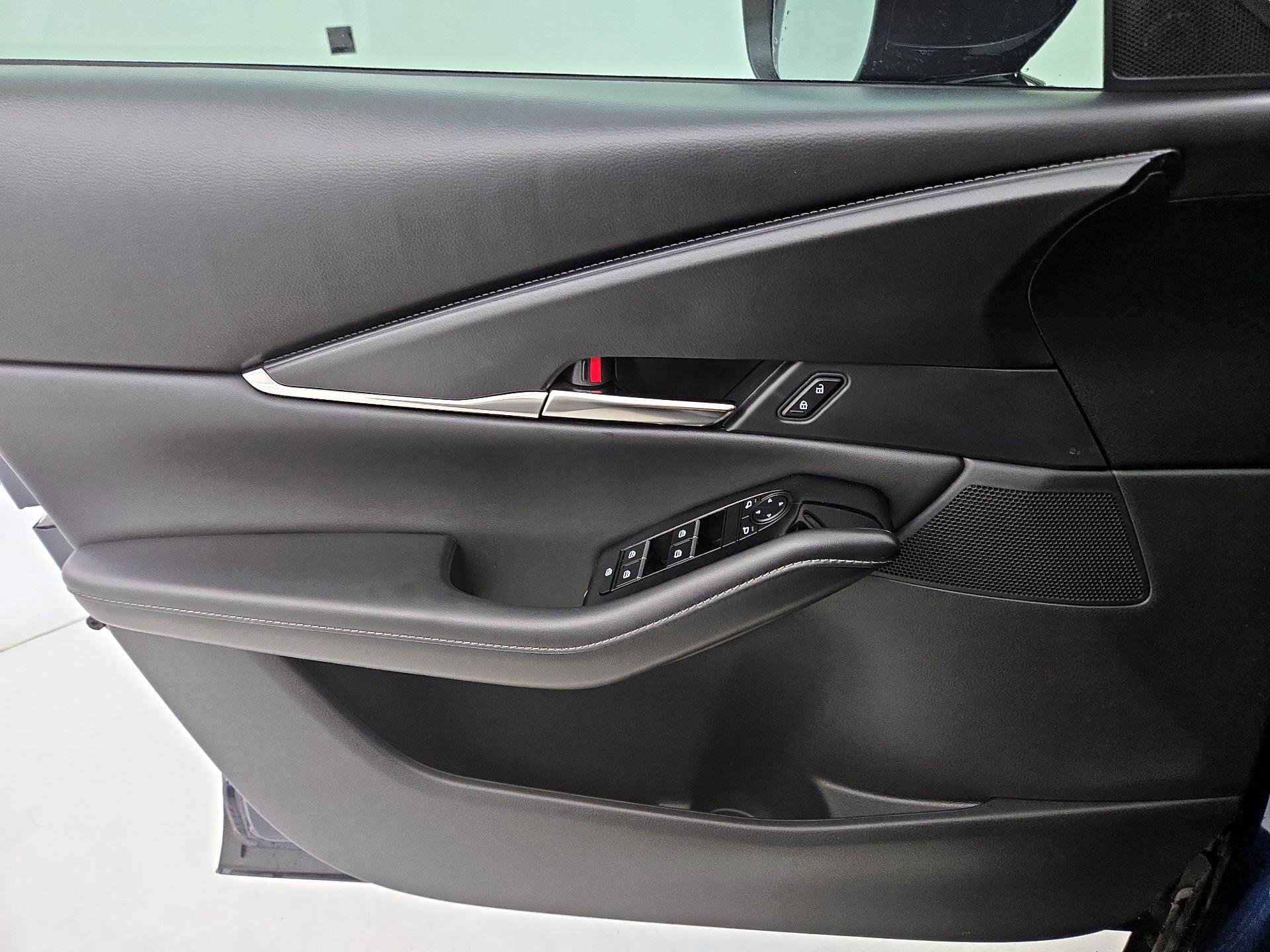 Thumbnail: 2025 Mazda CX-30 - 12