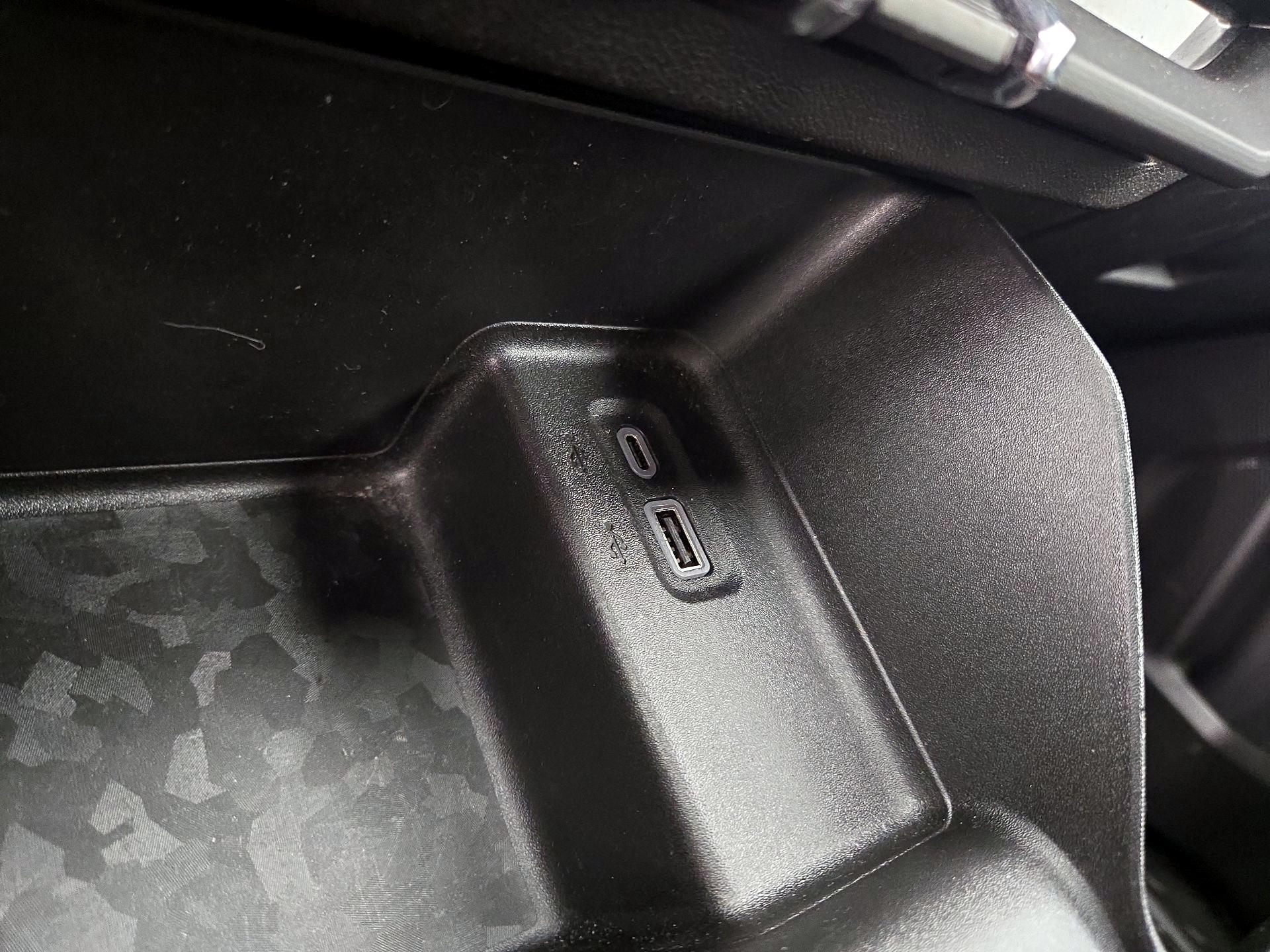 Thumbnail: 2023 Chevrolet Colorado - 18