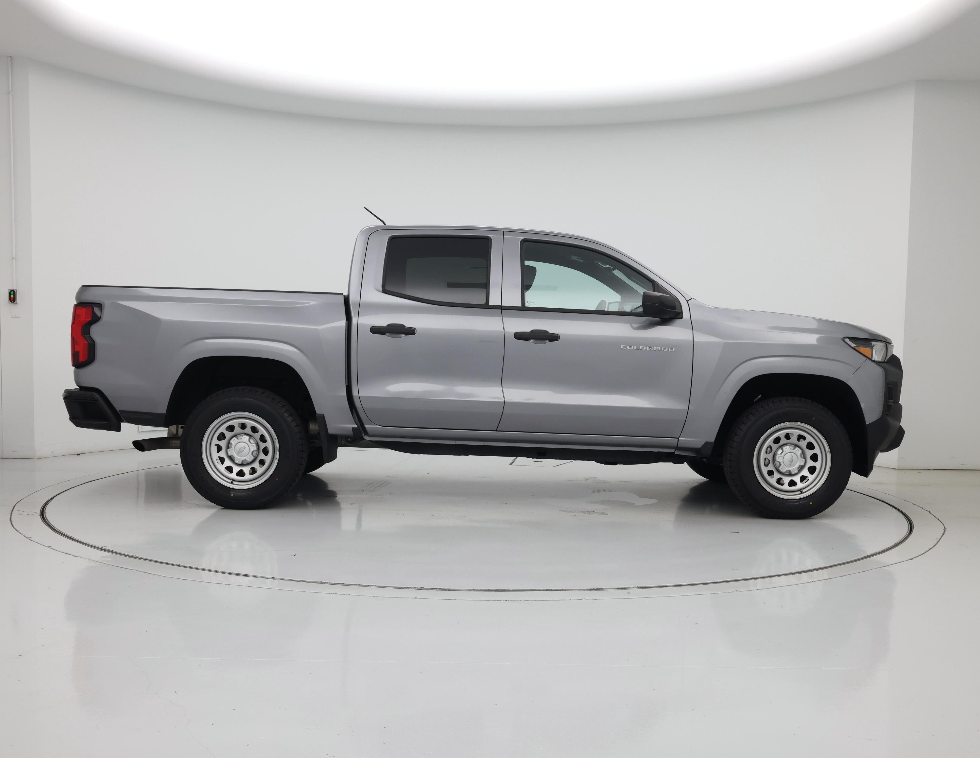 Thumbnail: 2023 Chevrolet Colorado - 7