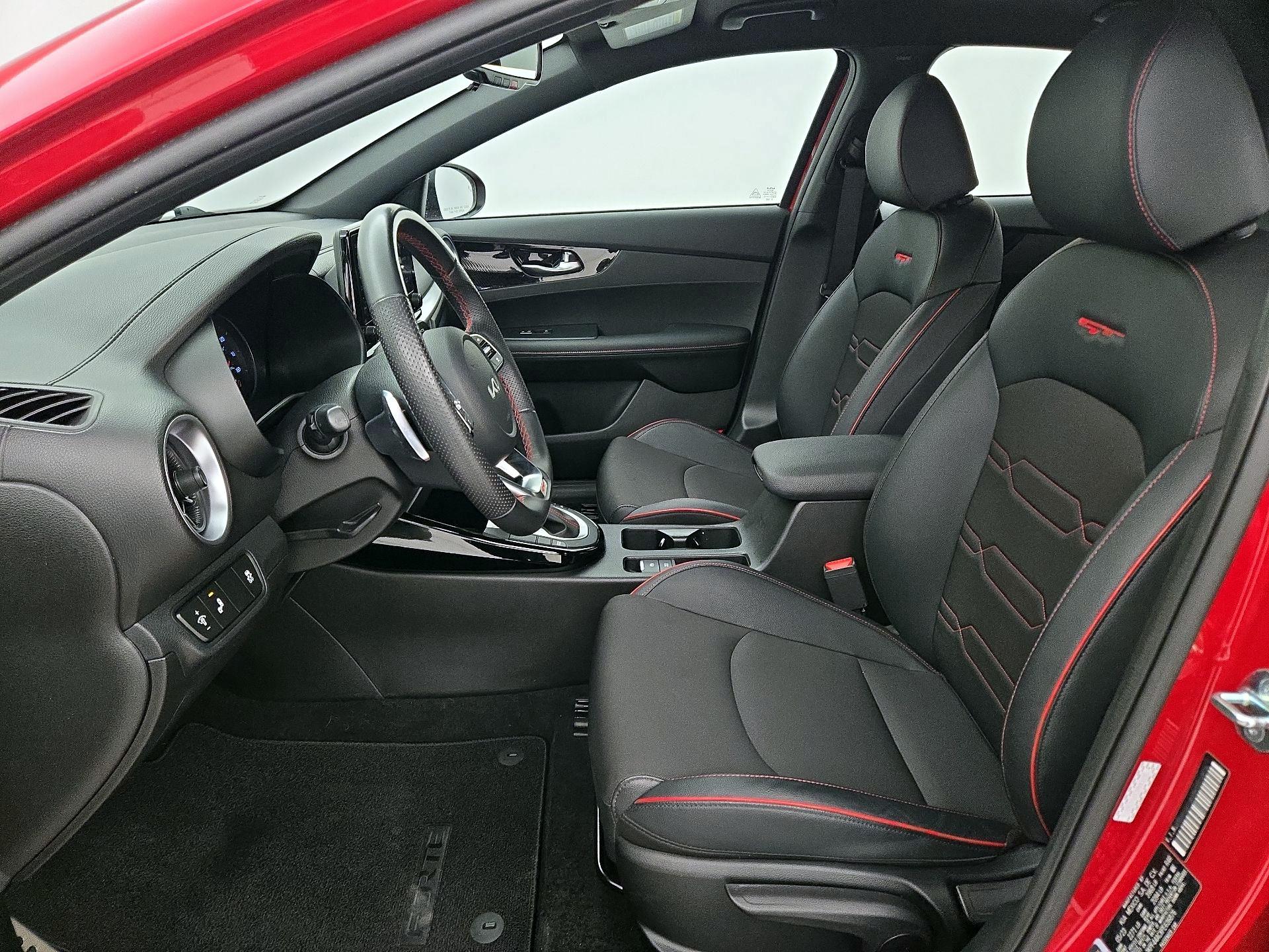 Thumbnail: 2023 Kia Forte - 11