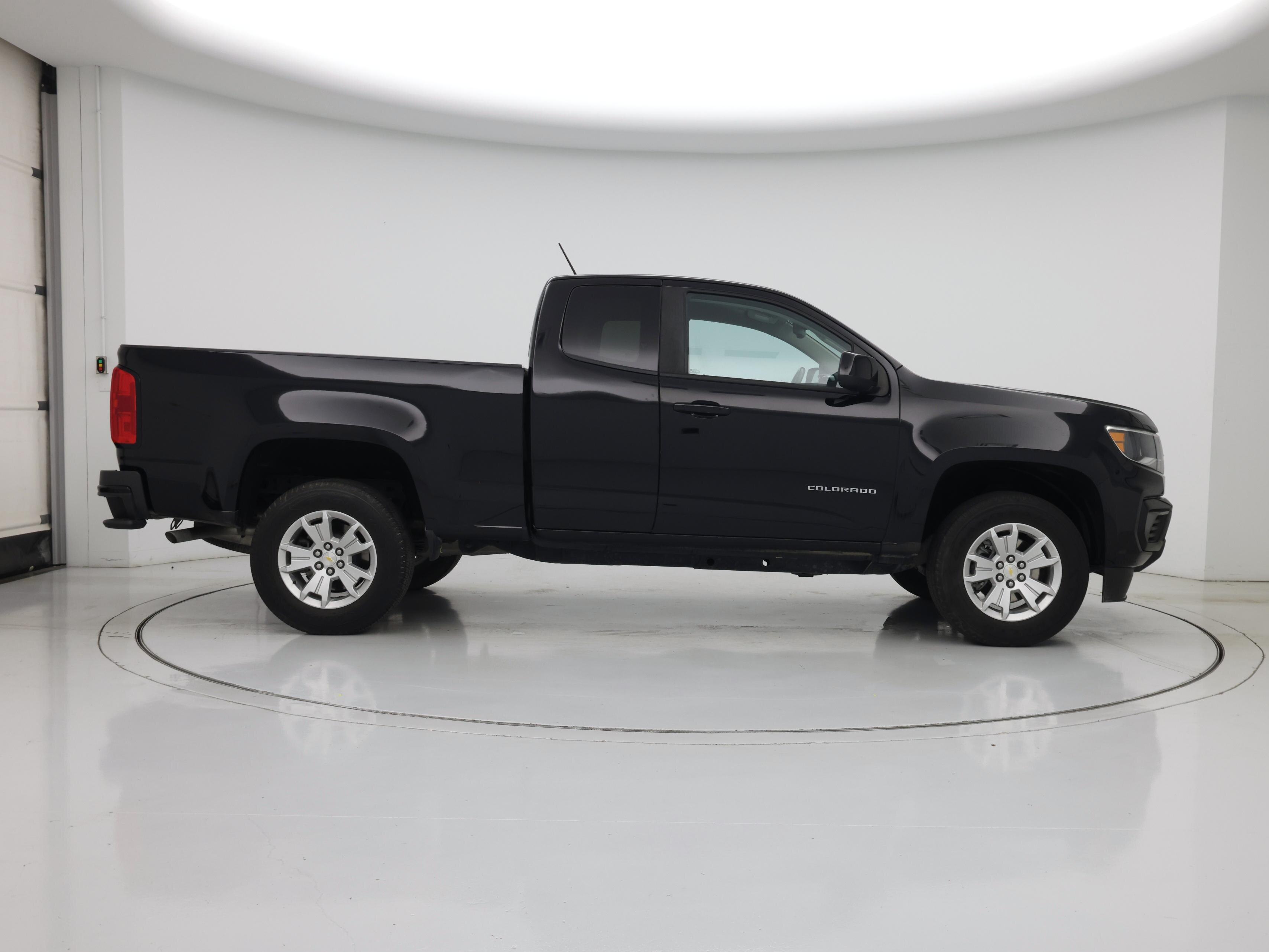 Thumbnail: 2022 Chevrolet Colorado - 7