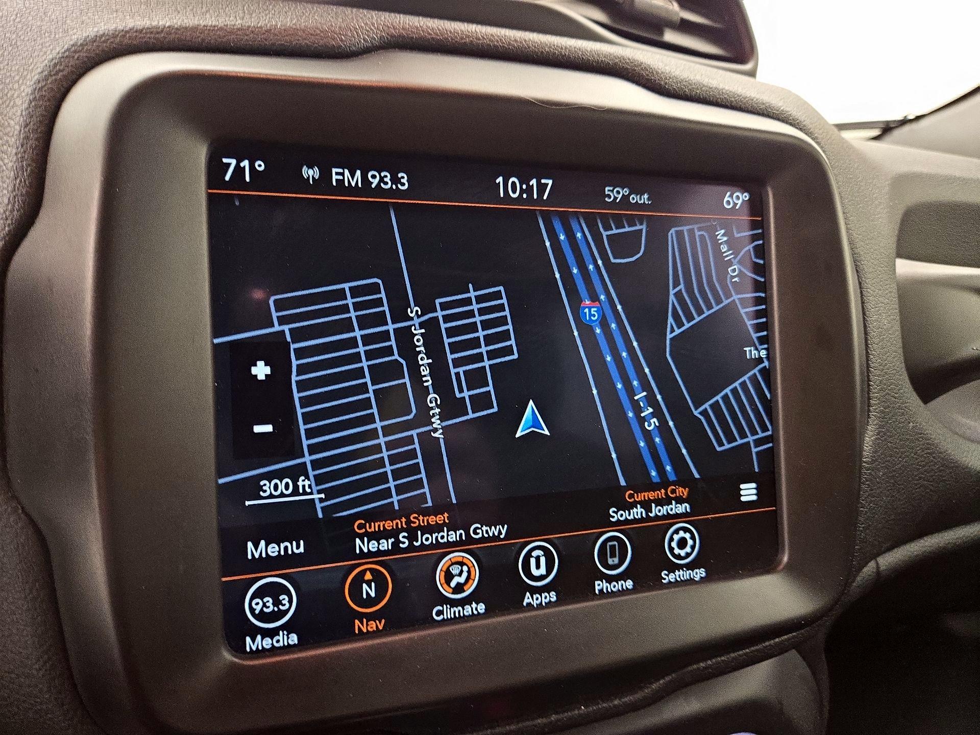 Thumbnail: 2022 Jeep Renegade - 14