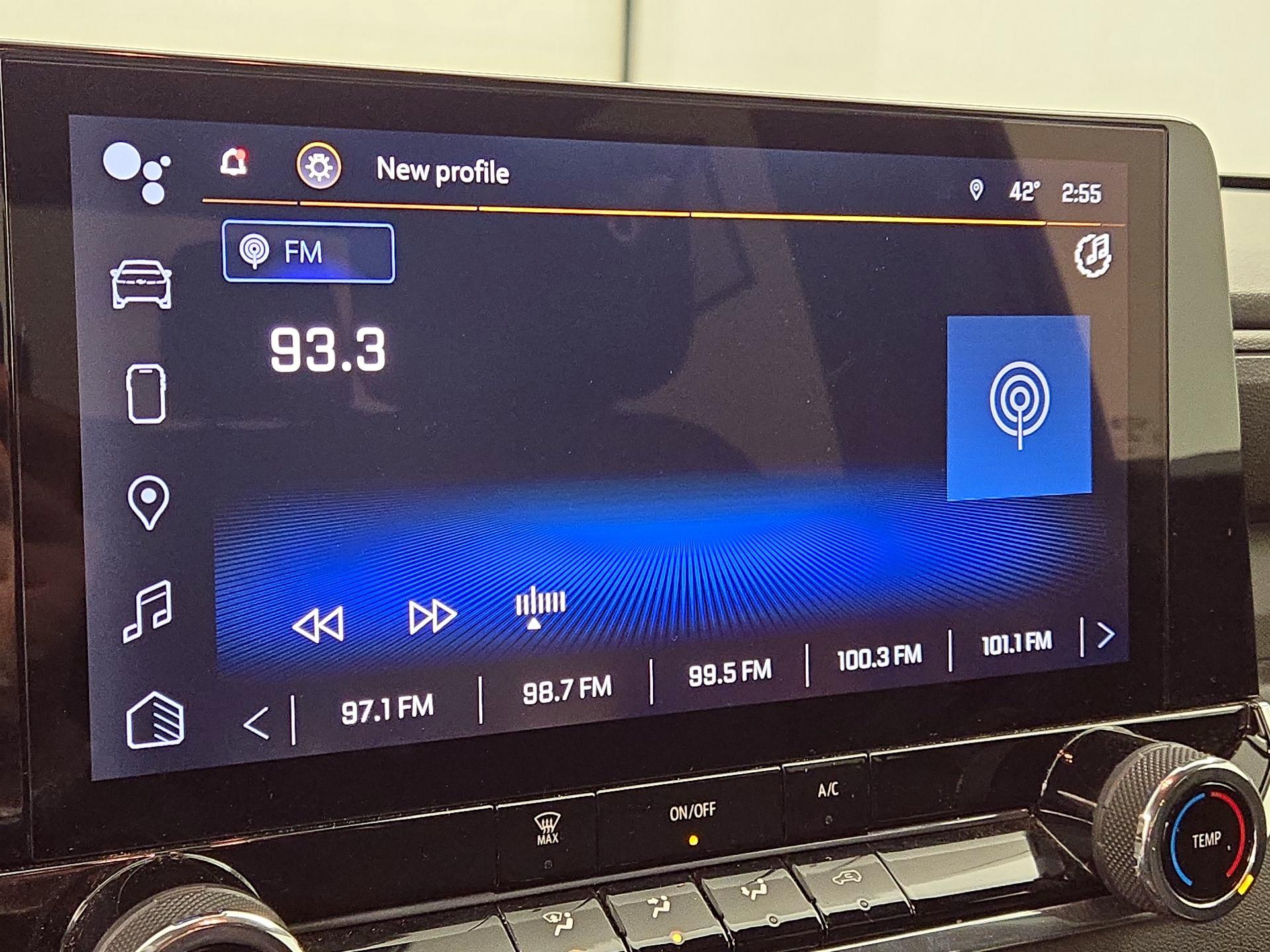 Thumbnail: 2023 Chevrolet Colorado - 16