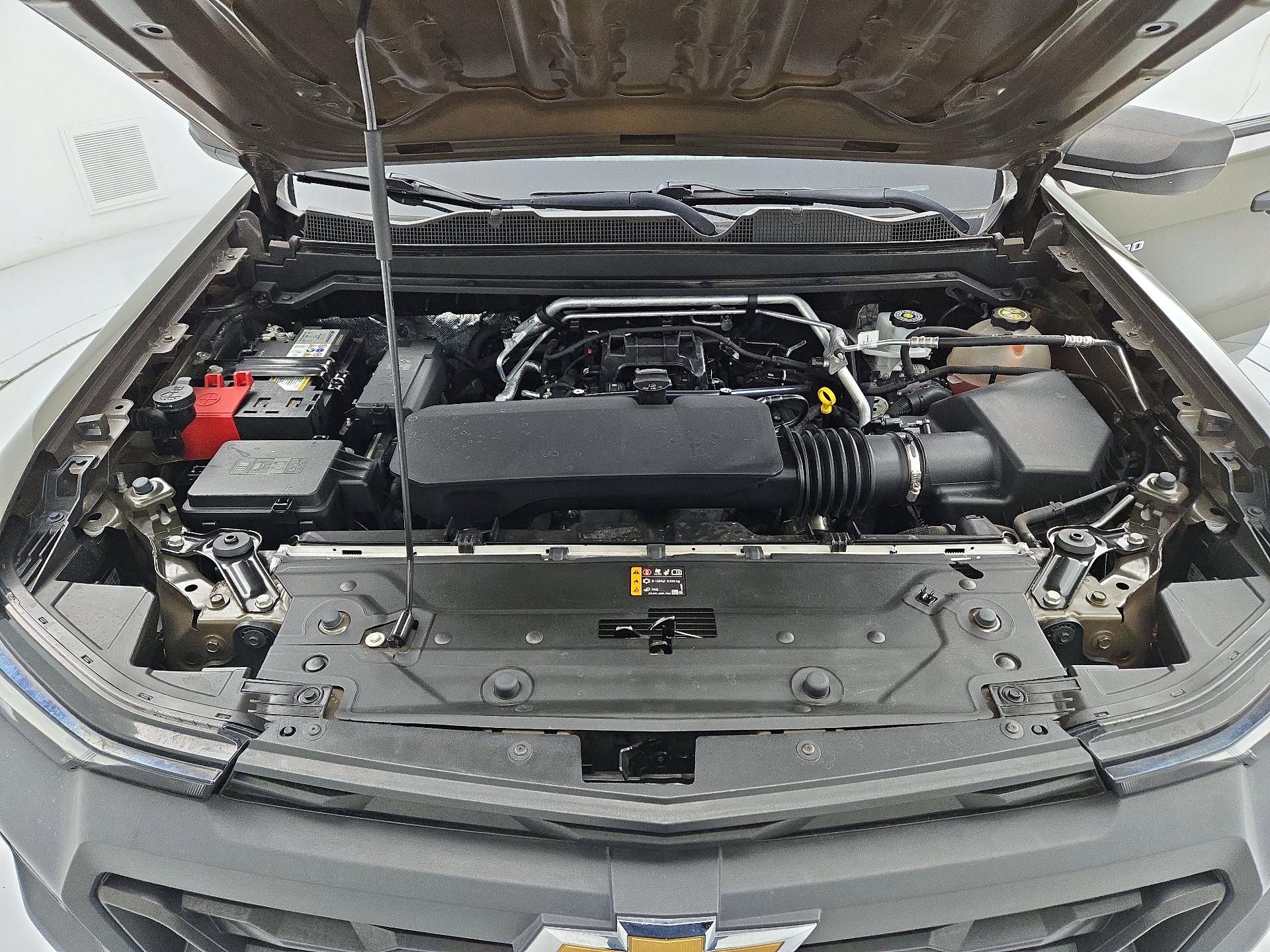 Thumbnail: 2023 Chevrolet Colorado - 20
