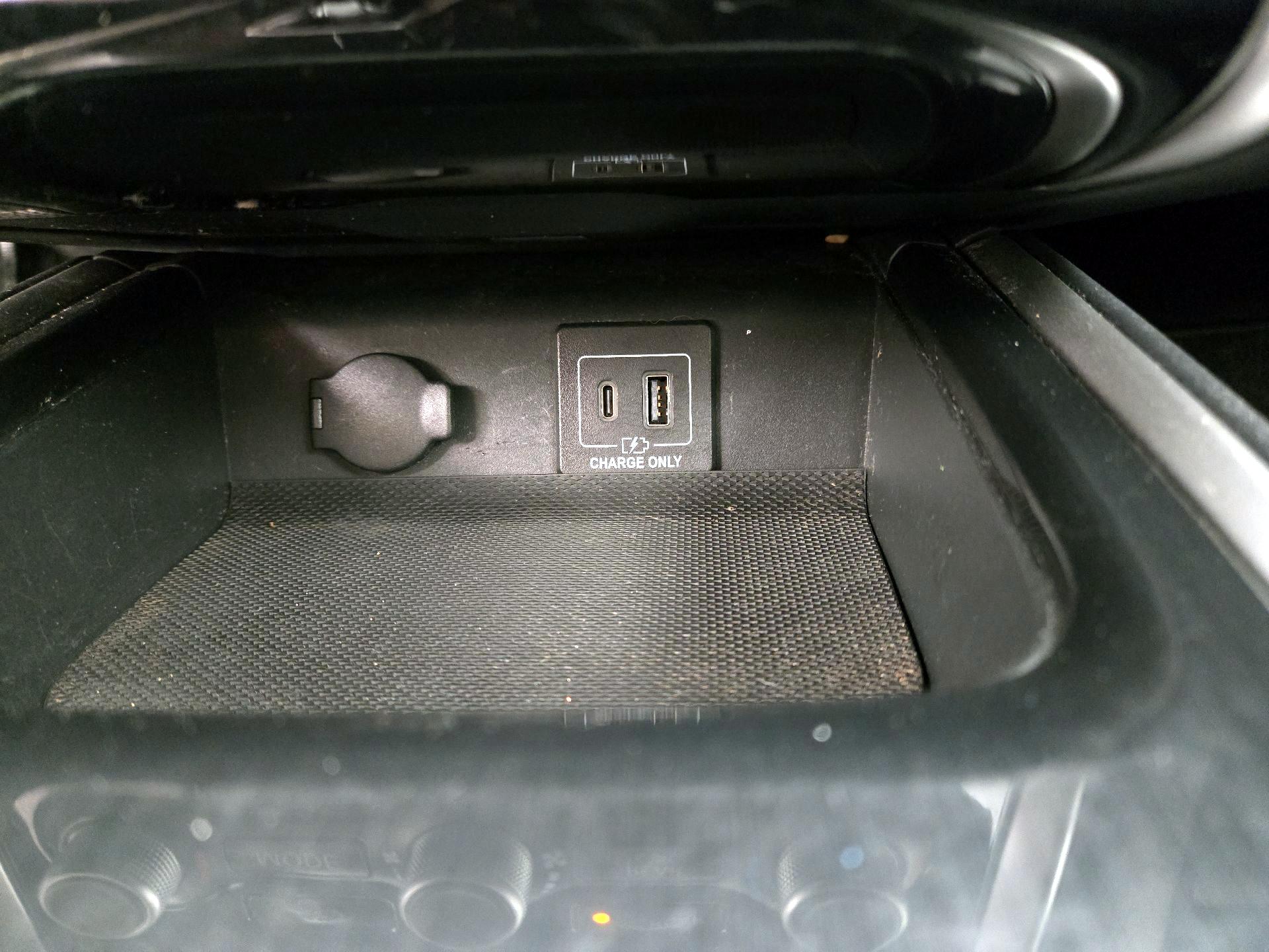 Thumbnail: 2020 Nissan Pathfinder - 18