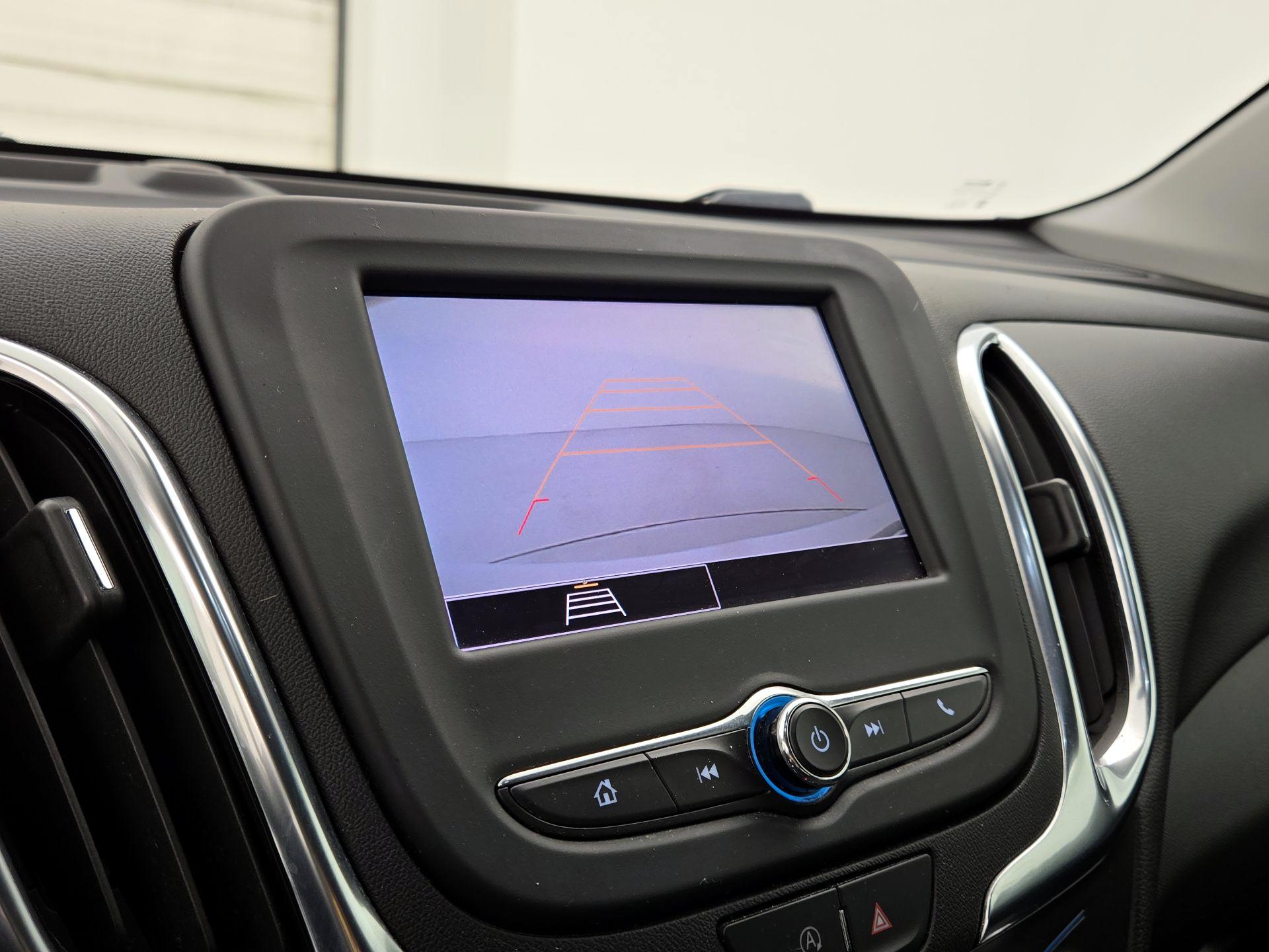 Thumbnail: 2022 Chevrolet Equinox - 14