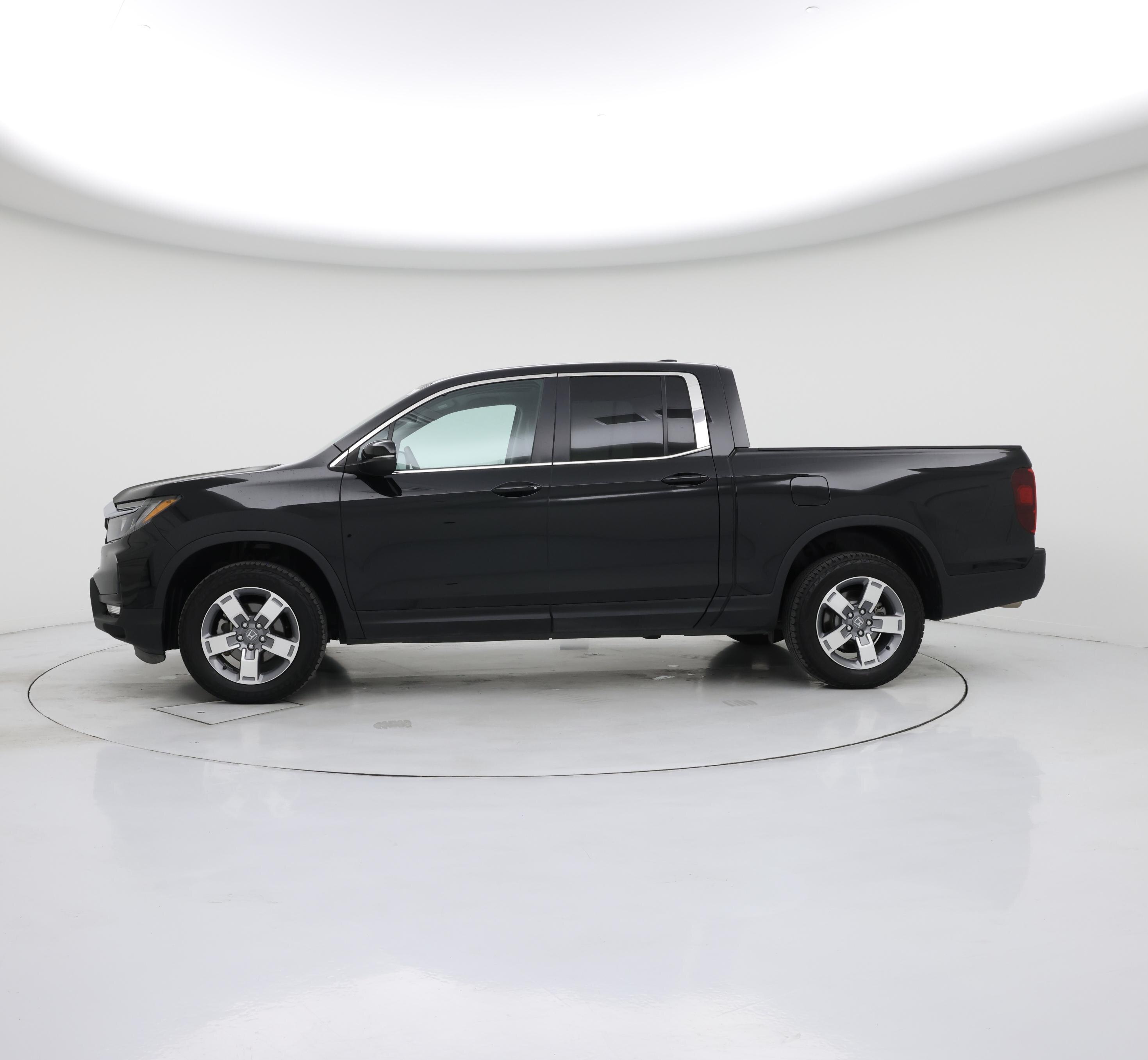 Thumbnail: 2025 Honda Ridgeline - 3