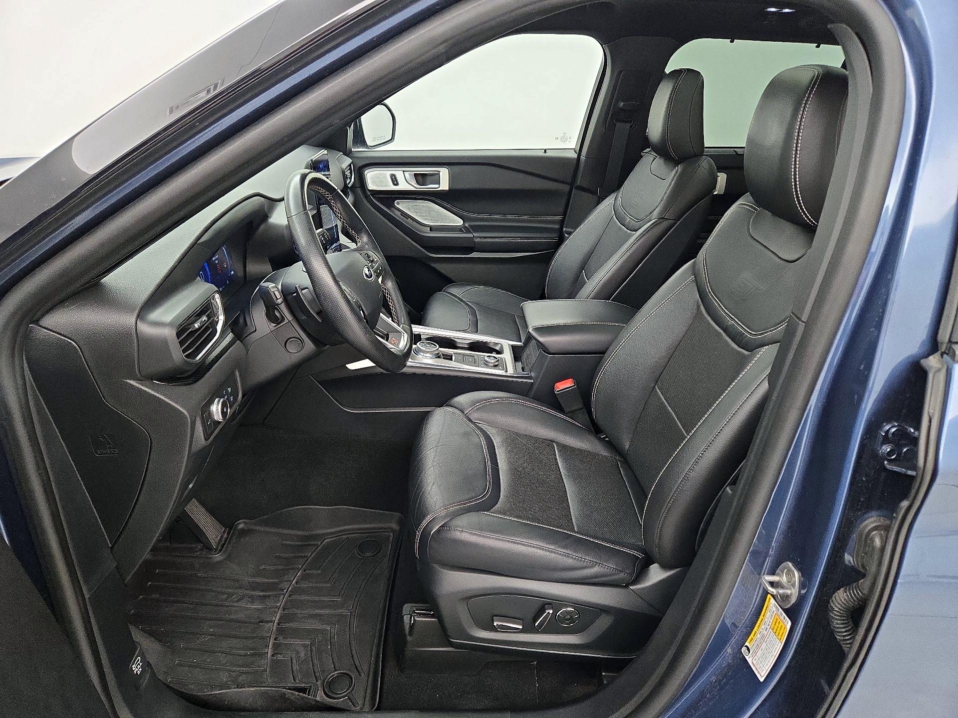 Thumbnail: 2020 Ford Explorer - 11