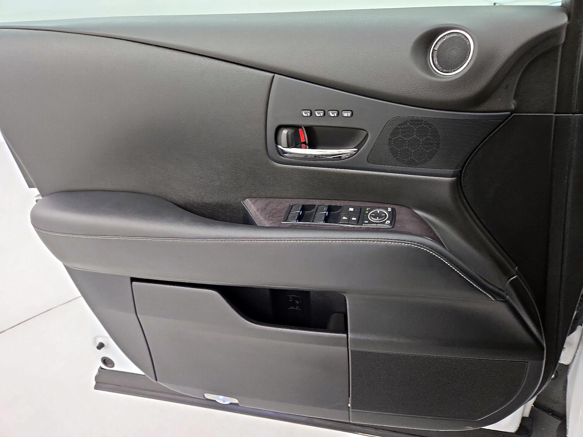 Thumbnail: 2014 Lexus RX - 12