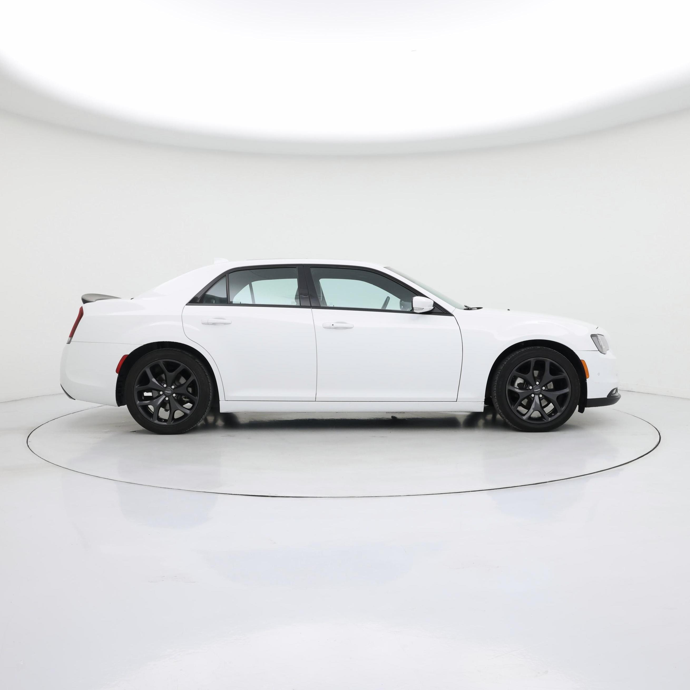 Thumbnail: 2022 Chrysler 300 - 7