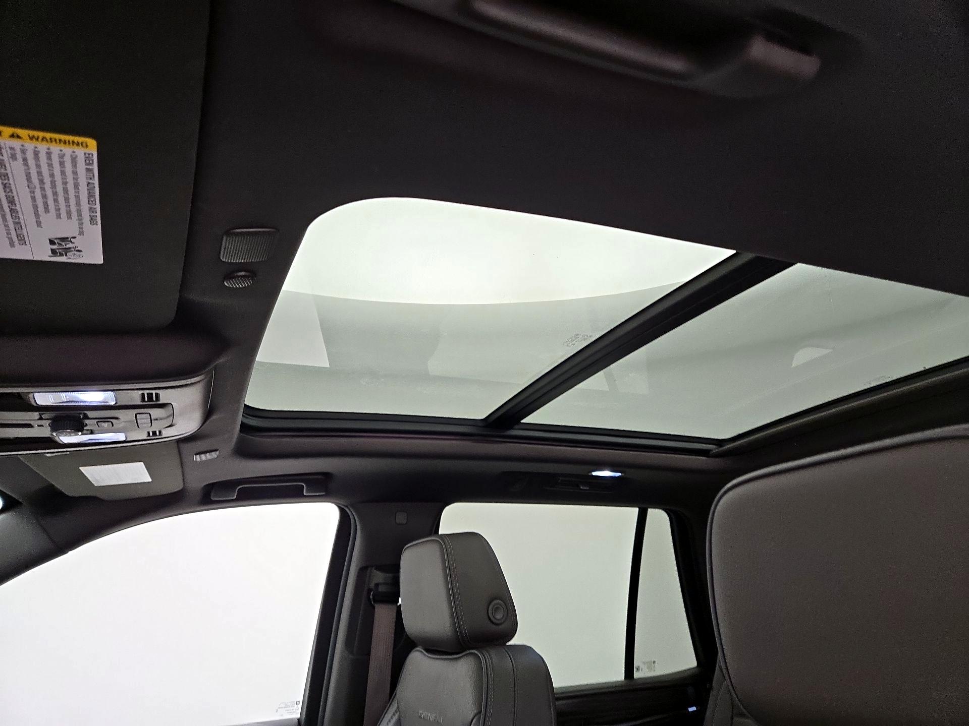 Thumbnail: 2024 GMC Yukon - 19