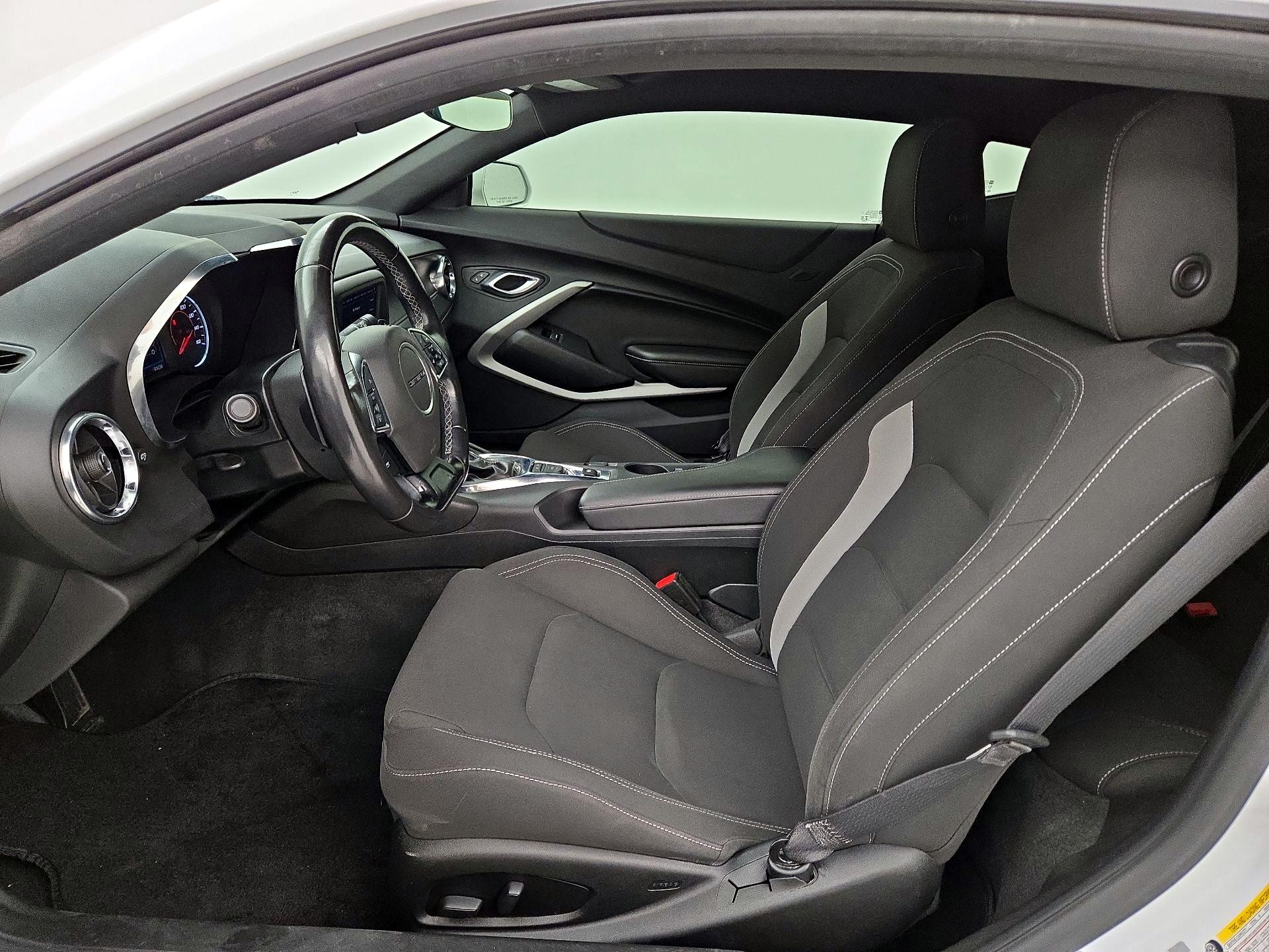 Thumbnail: 2020 Chevrolet Camaro - 11