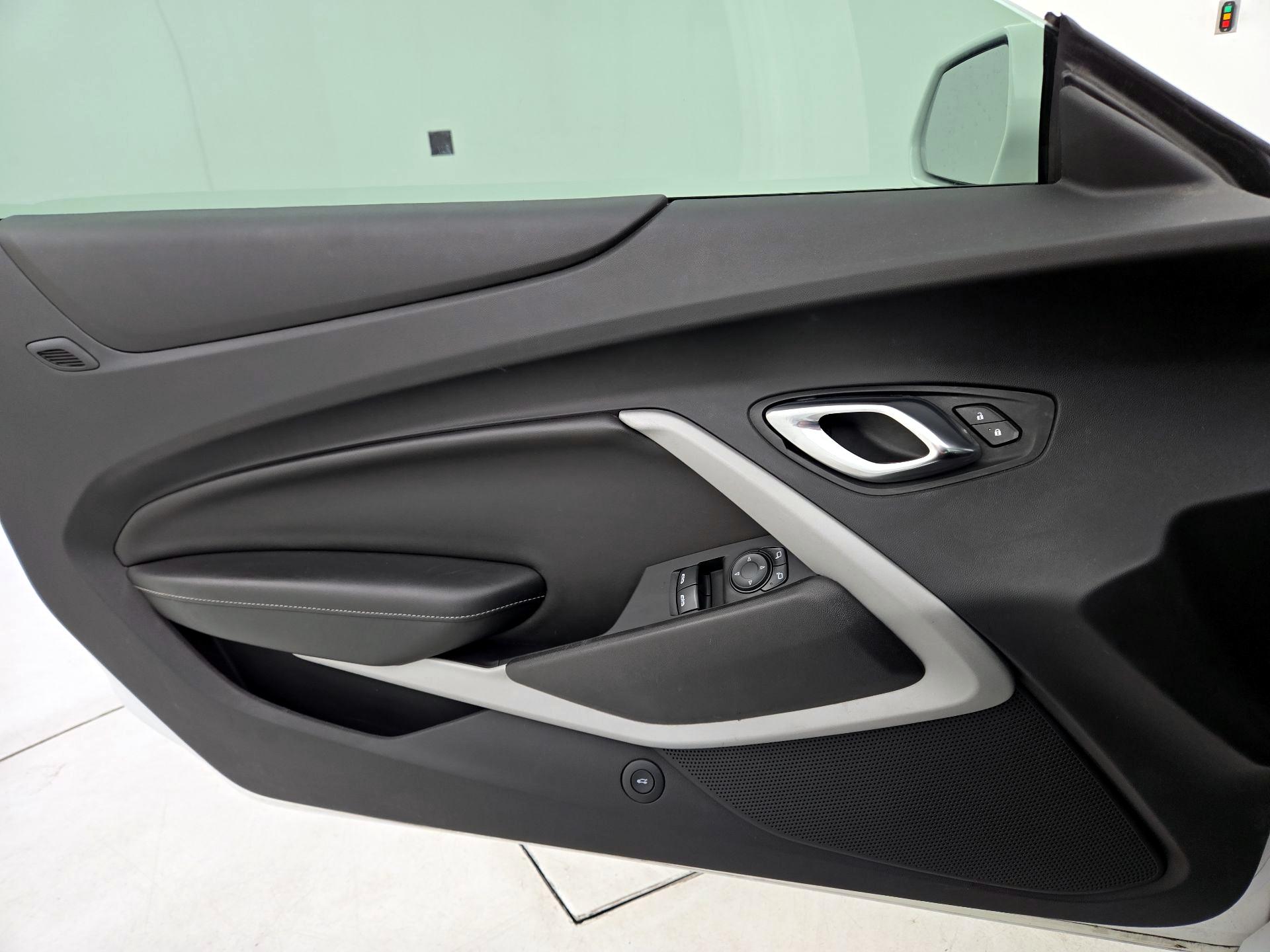 Thumbnail: 2020 Chevrolet Camaro - 12