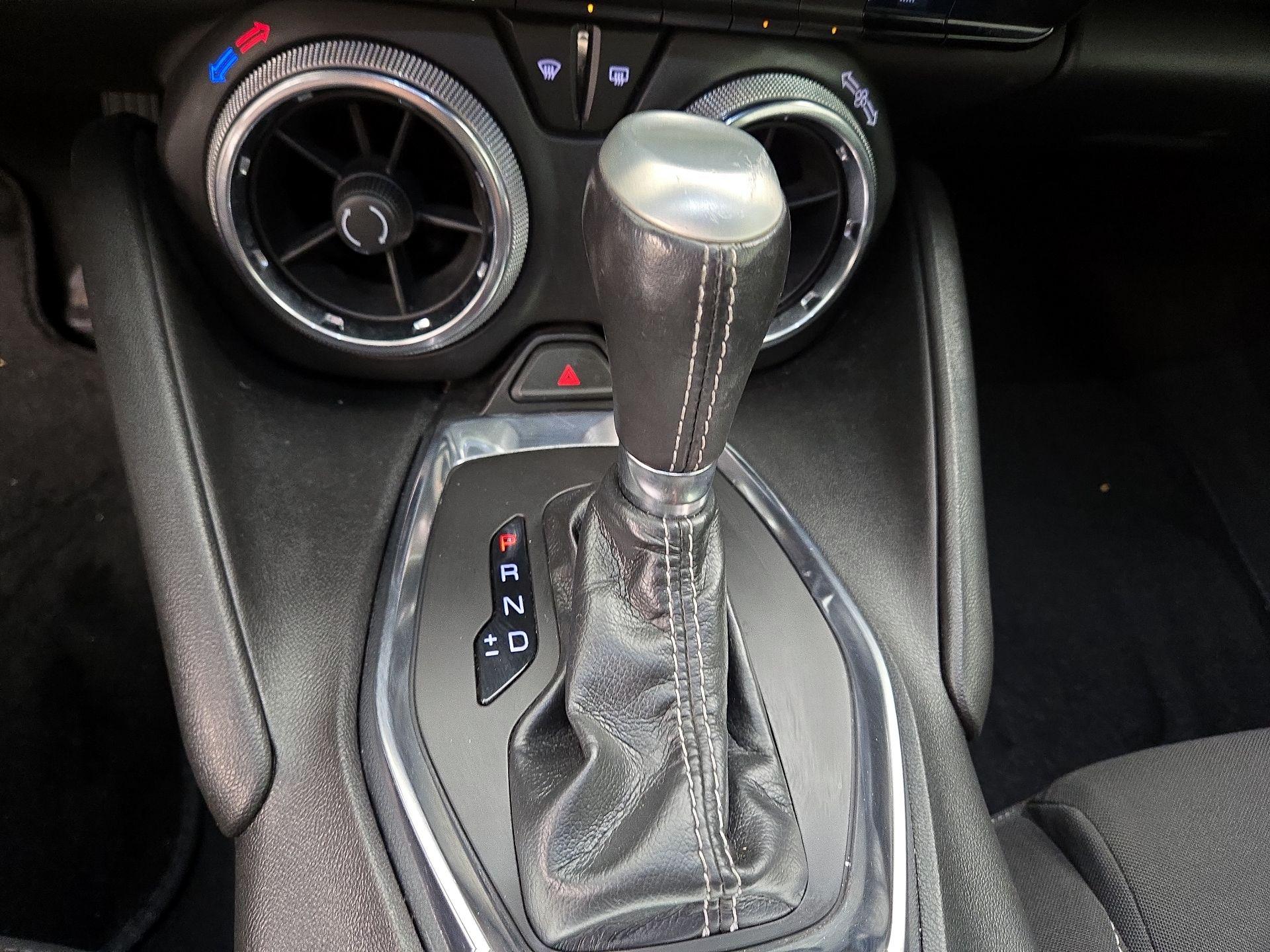 Thumbnail: 2020 Chevrolet Camaro - 17