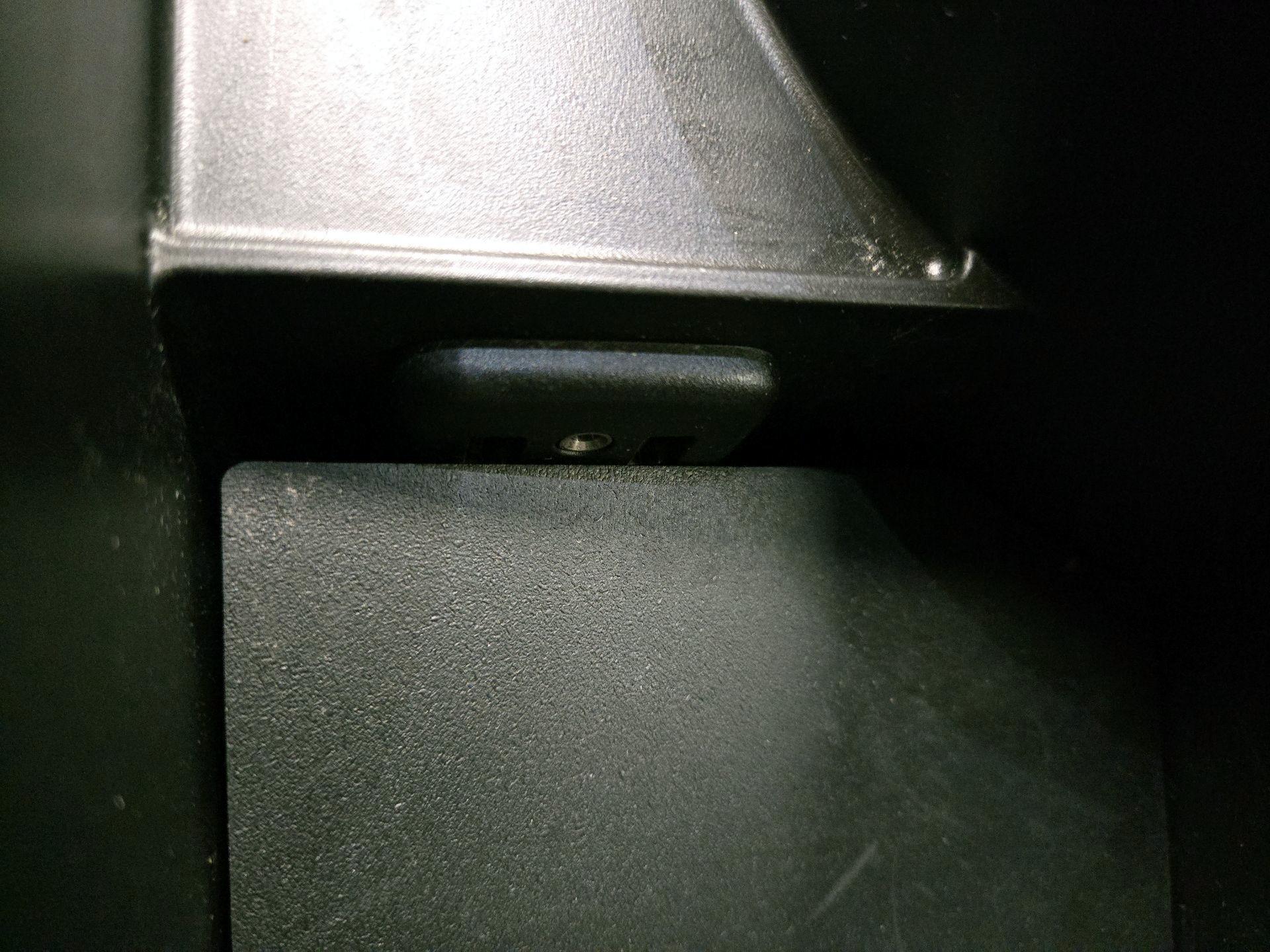 Thumbnail: 2020 Chevrolet Camaro - 18