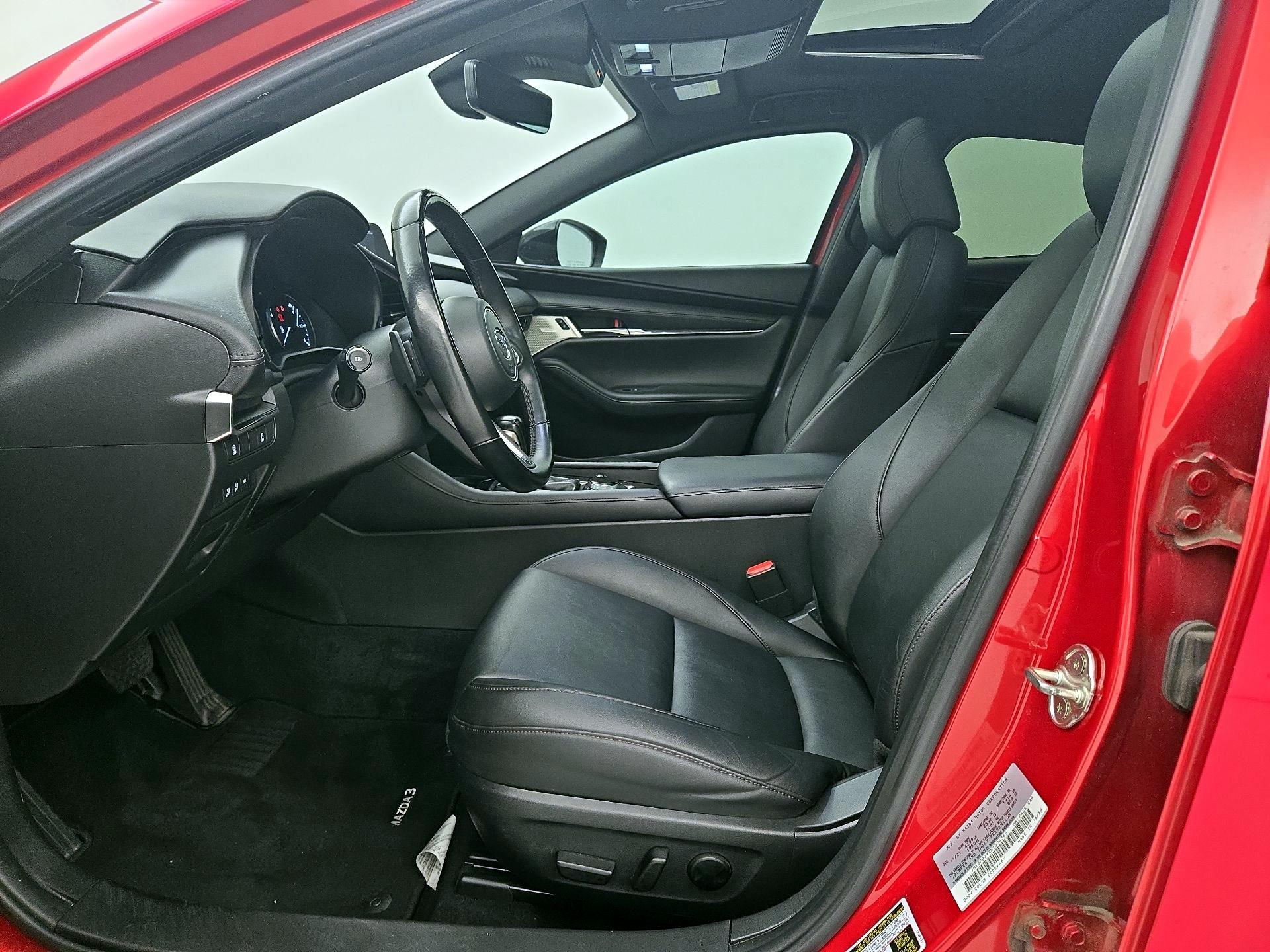 Thumbnail: 2022 Mazda Mazda3 - 11