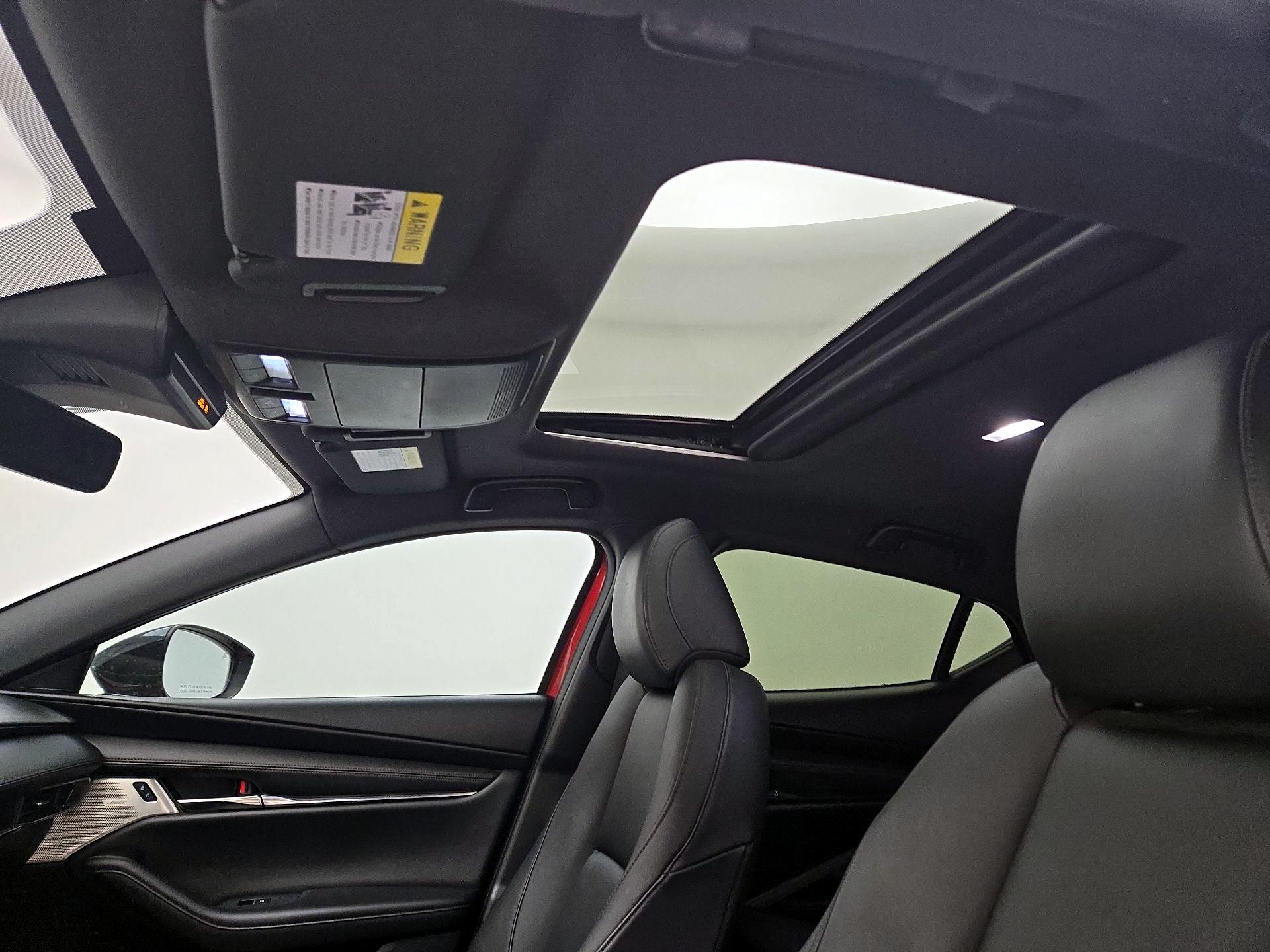 Thumbnail: 2022 Mazda Mazda3 - 19