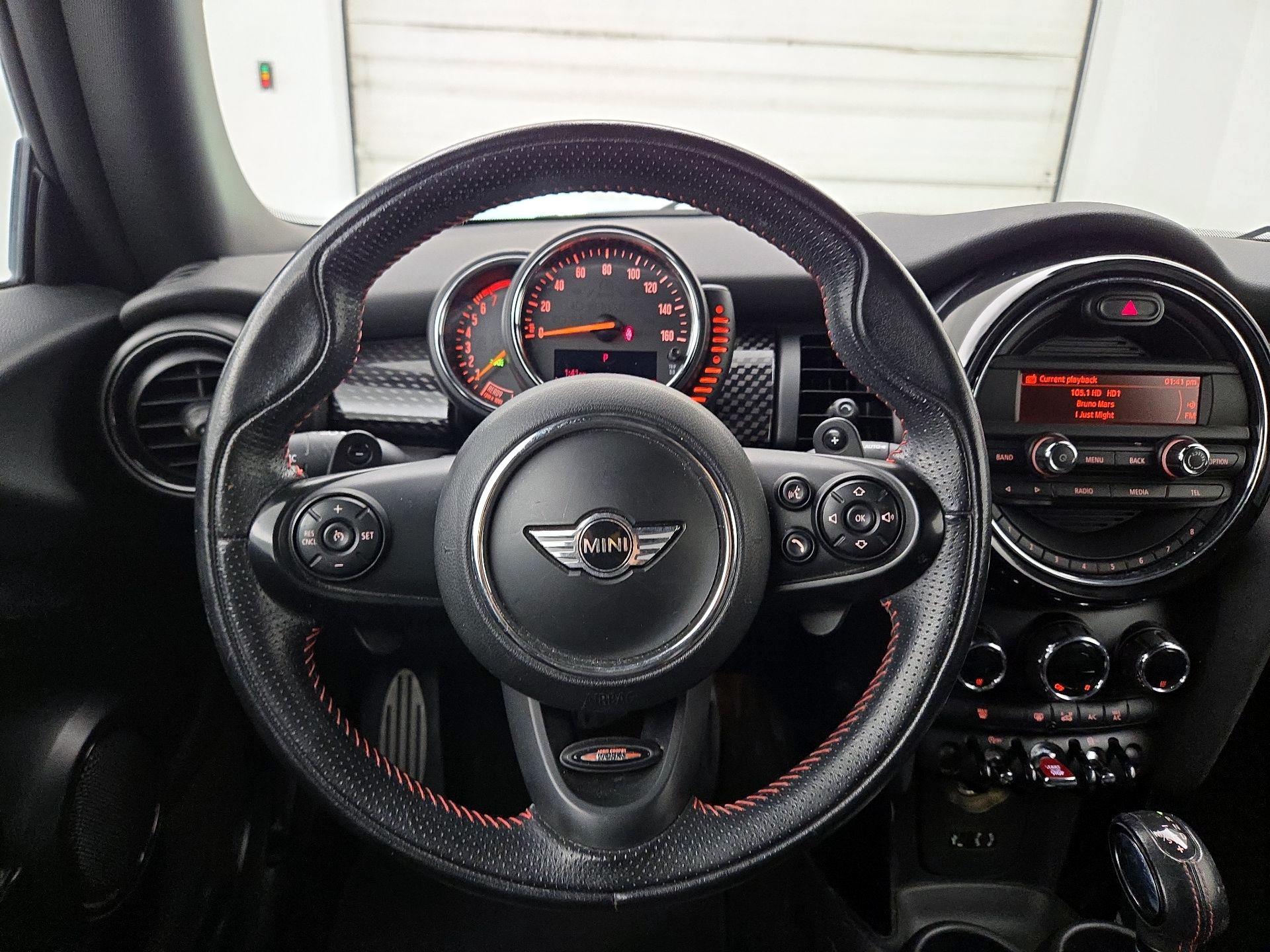 Thumbnail: 2016 MINI Cooper Hardtop - 10