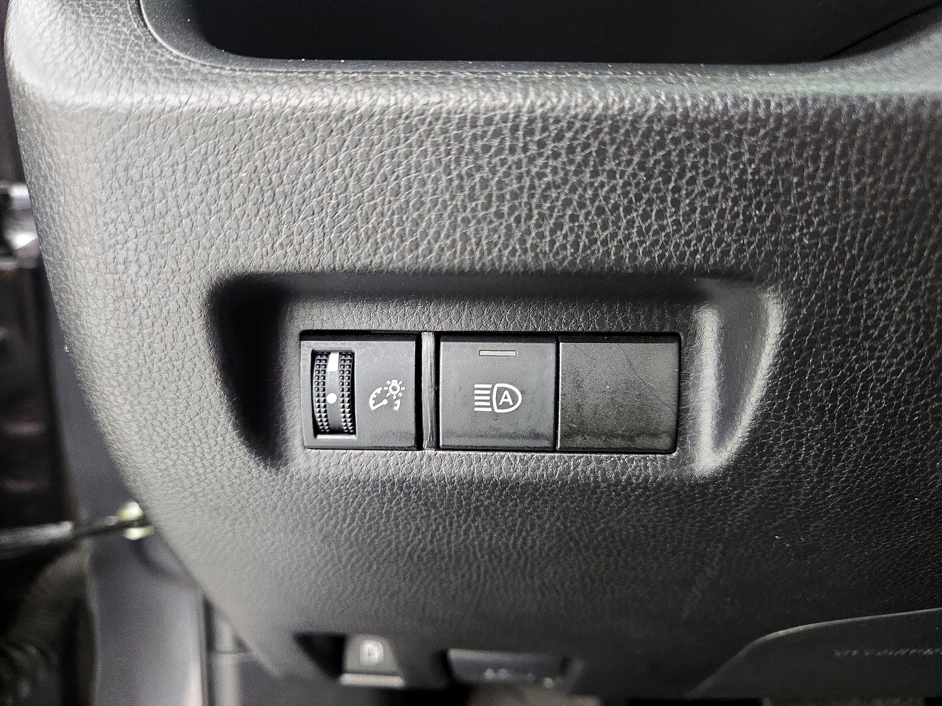 Thumbnail: 2025 Toyota RAV4 - 13