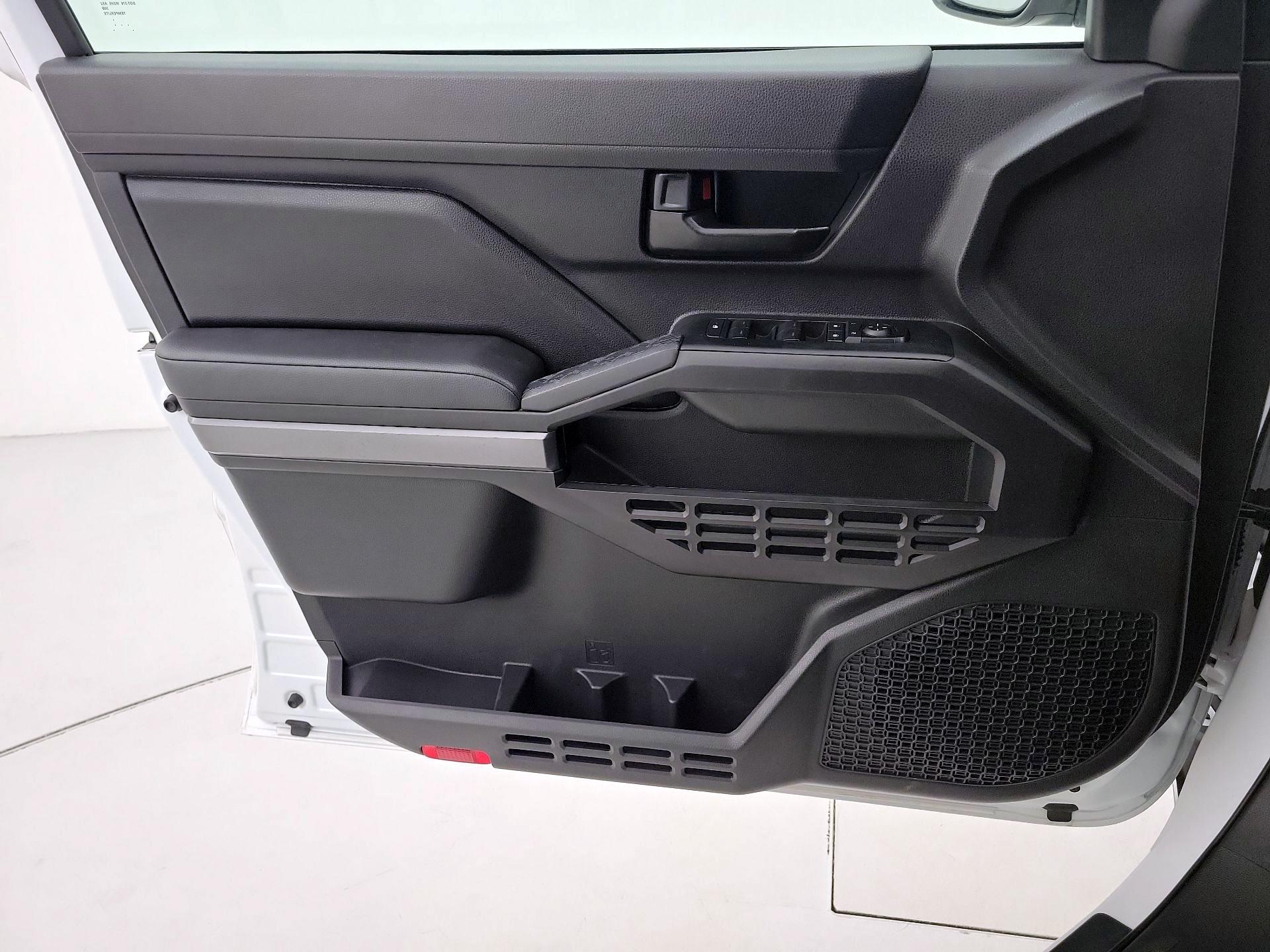 Thumbnail: 2024 Toyota Tacoma - 12