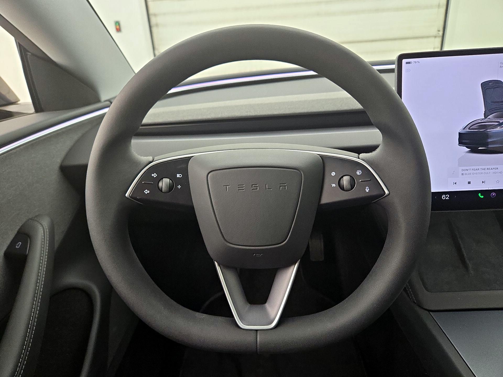 Thumbnail: 2025 Tesla Model 3 - 10