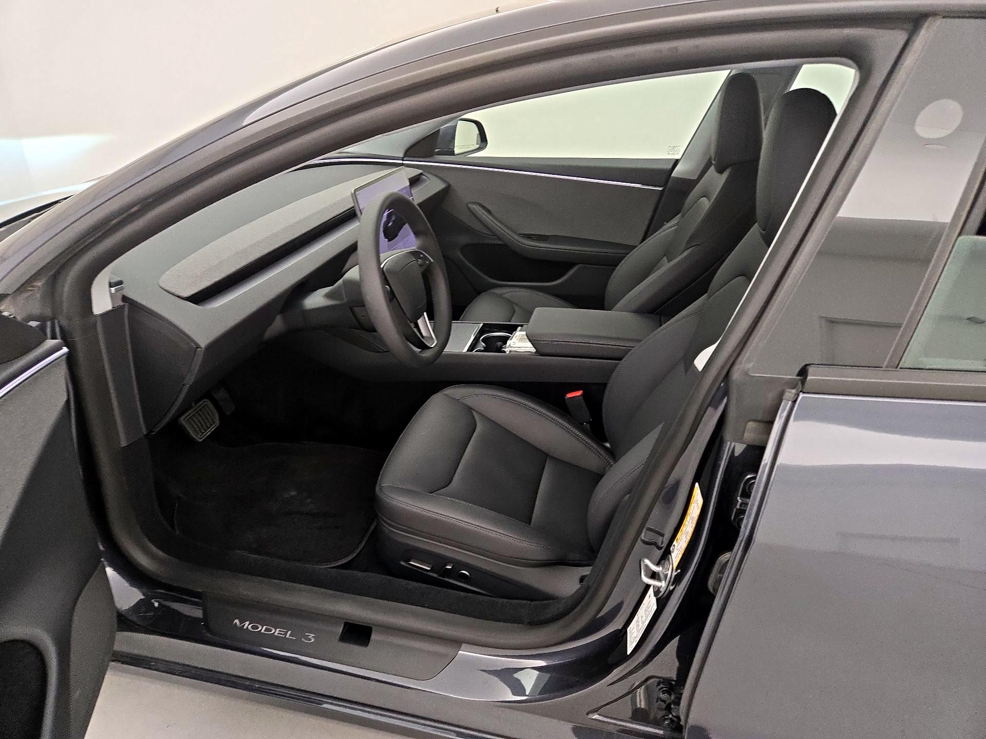 Thumbnail: 2025 Tesla Model 3 - 11