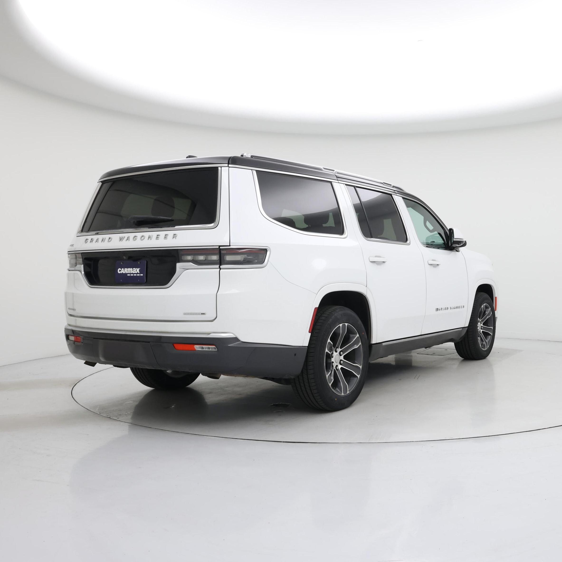 Thumbnail: 2022 Jeep Grand Wagoneer - 8