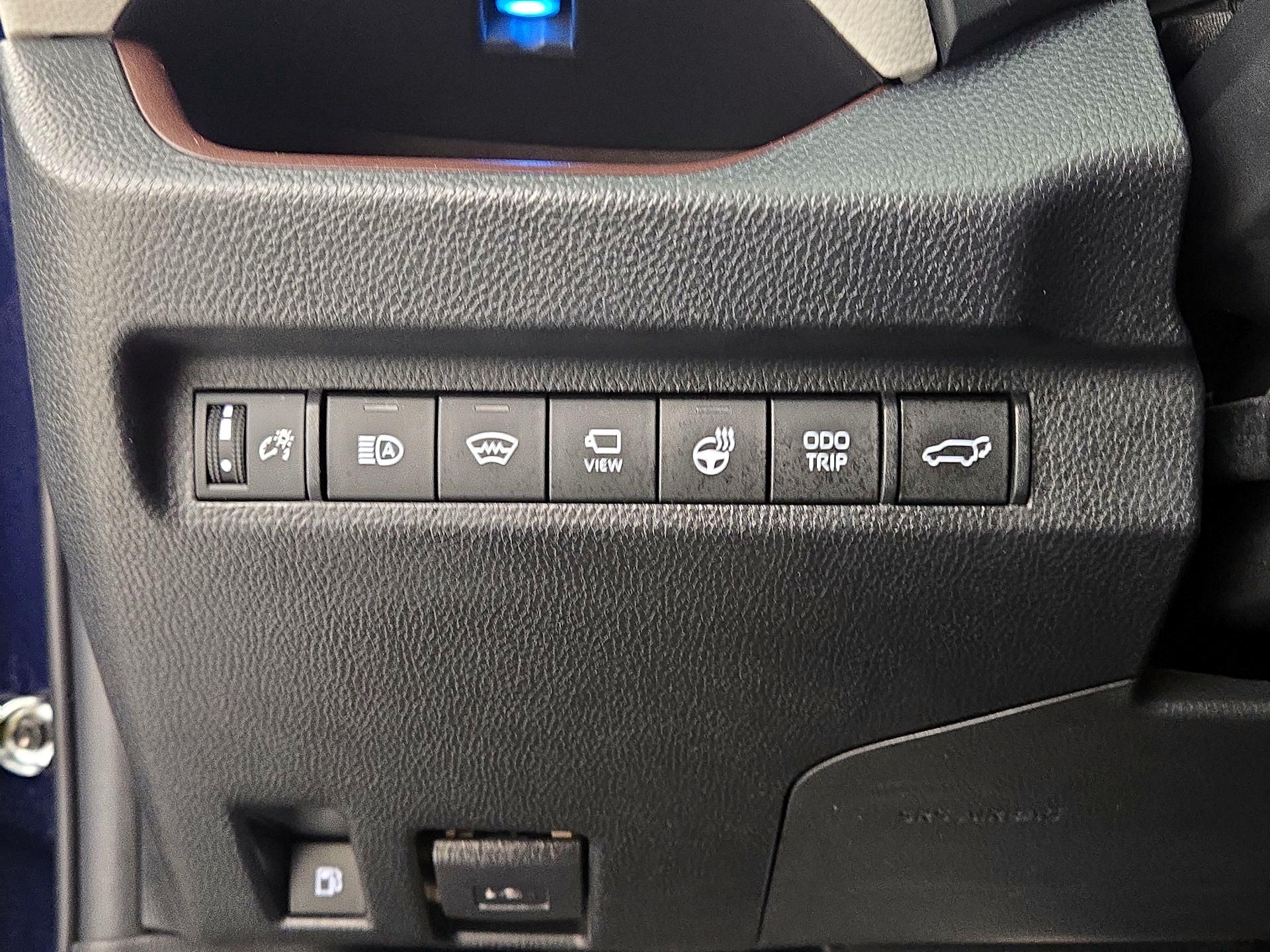 Thumbnail: 2023 Toyota RAV4 - 13