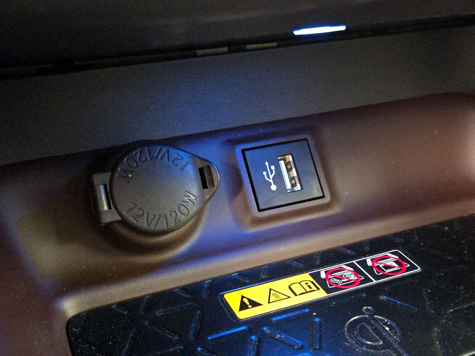 Thumbnail: 2023 Toyota RAV4 - 18