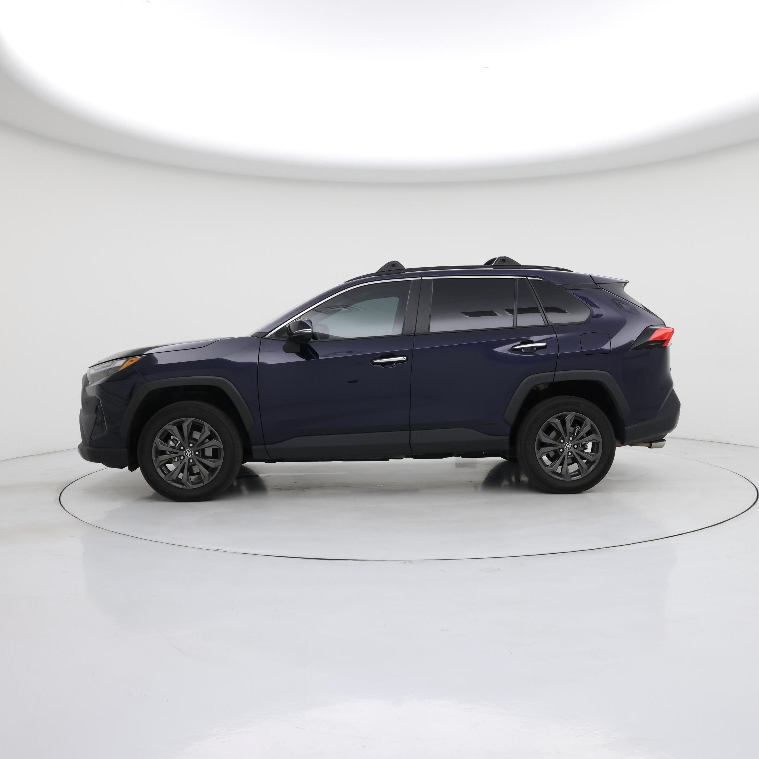 Thumbnail: 2023 Toyota RAV4 - 3