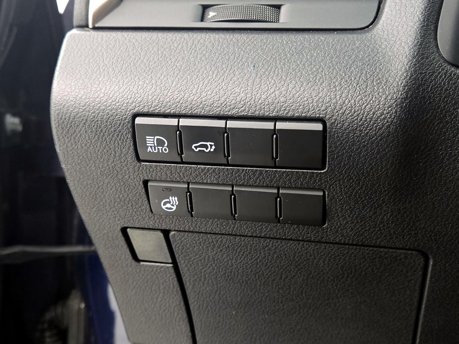 Thumbnail: 2022 Lexus RX - 13