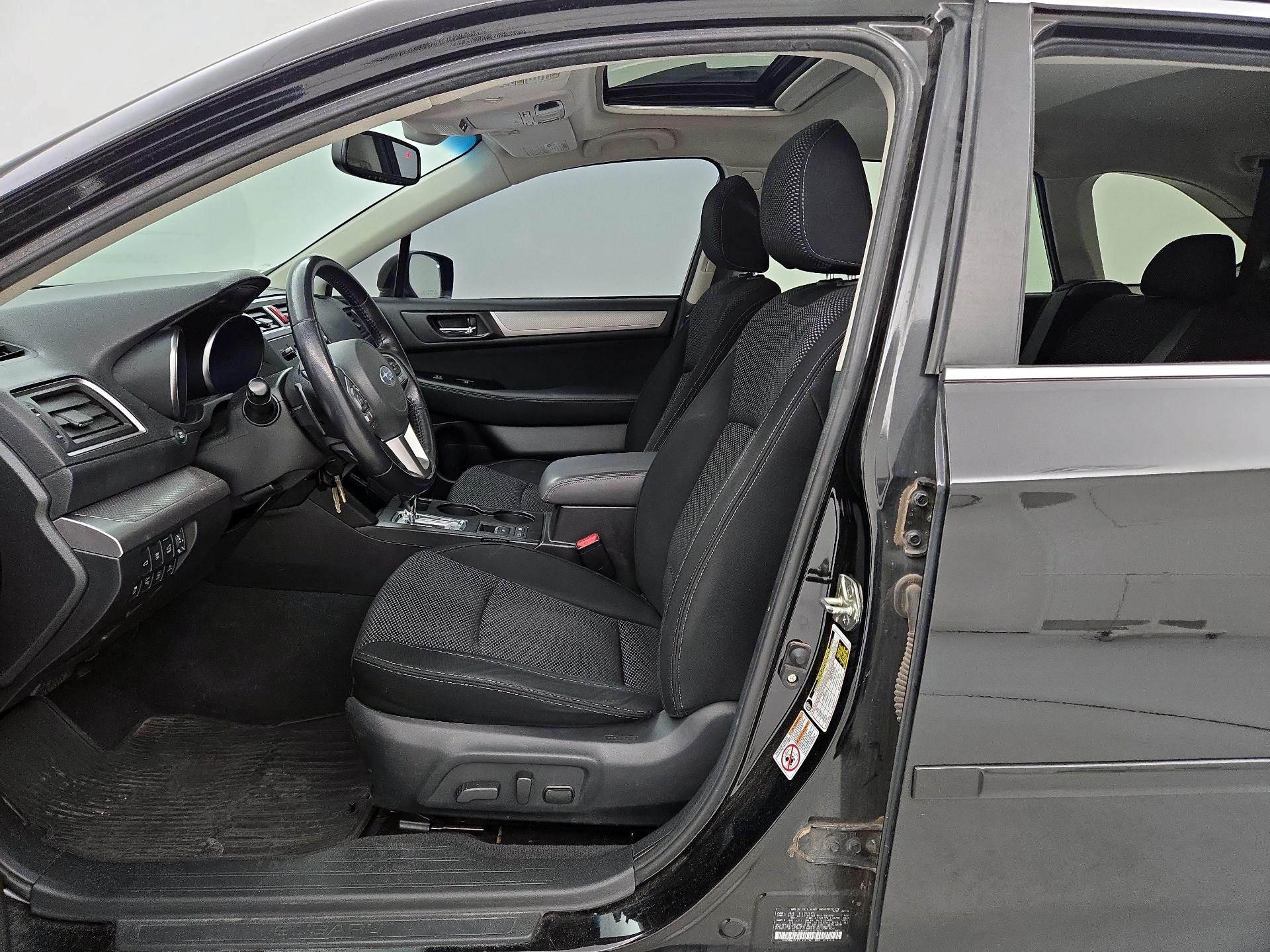 Thumbnail: 2016 Subaru Outback - 11