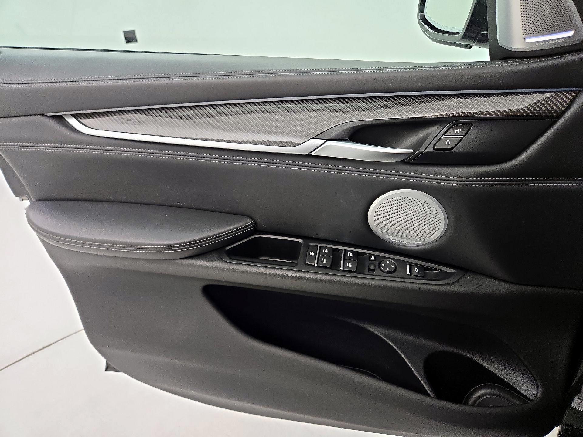 Thumbnail: 2018 BMW X6 - 12