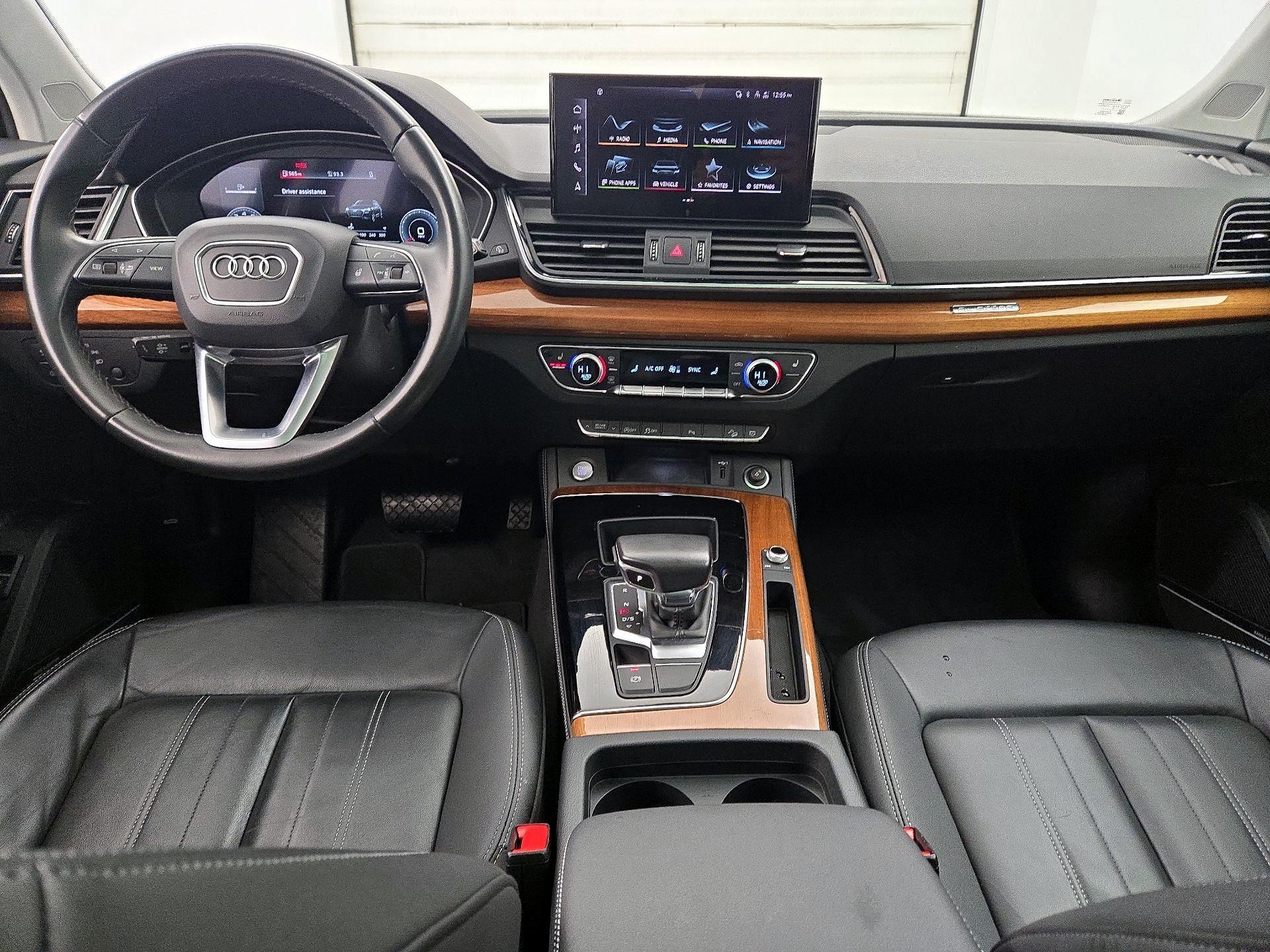 Thumbnail: 2023 Audi Q5 - 9