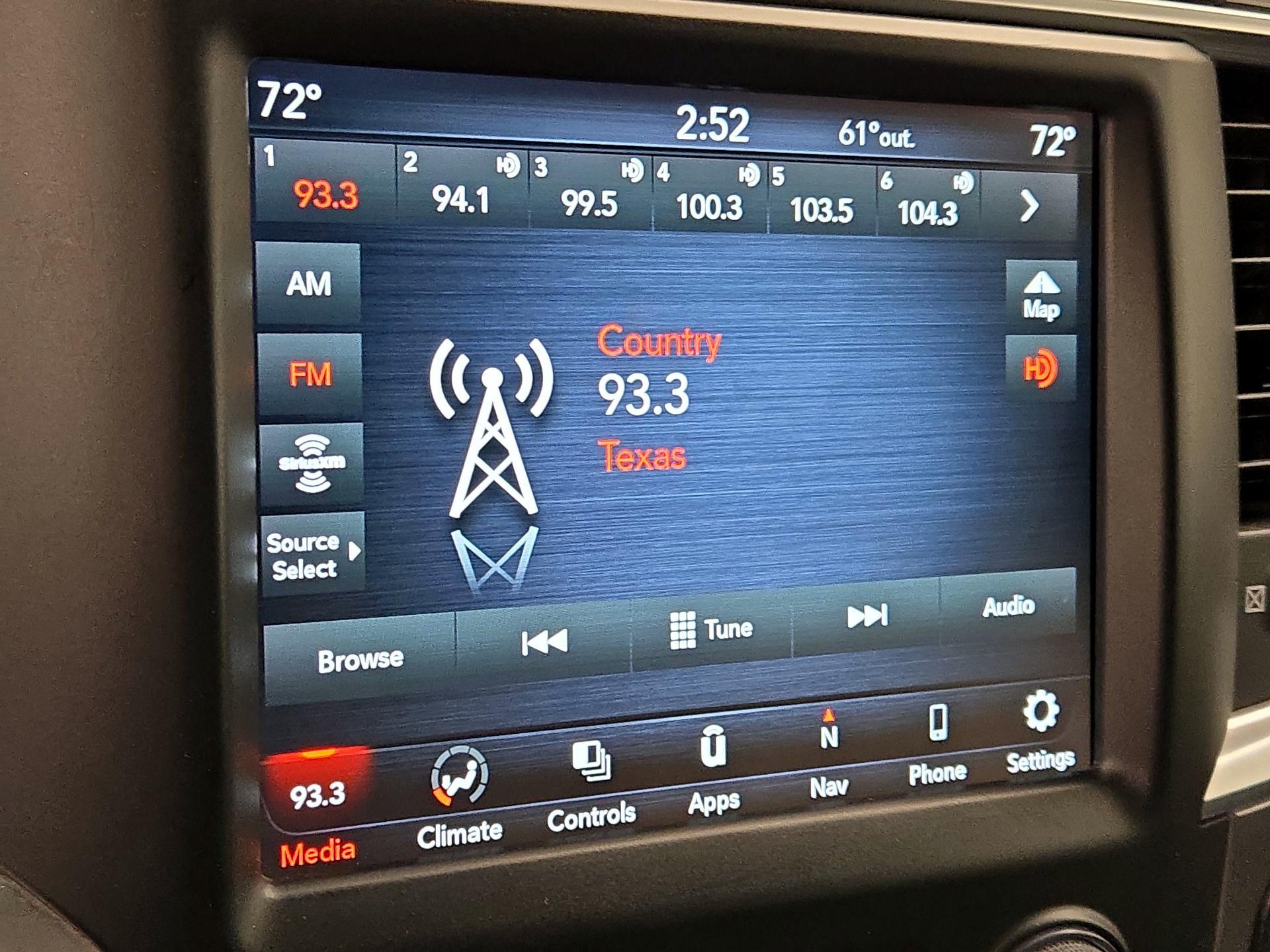 Thumbnail: 2023 RAM 1500 Classic - 16